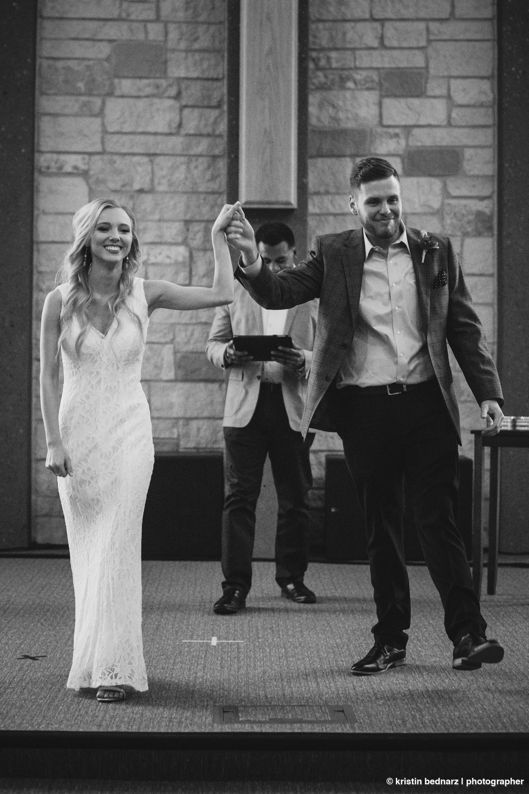 kristin_bednarz_wedding_photographer_20190214_00051sneak_peek.JPG