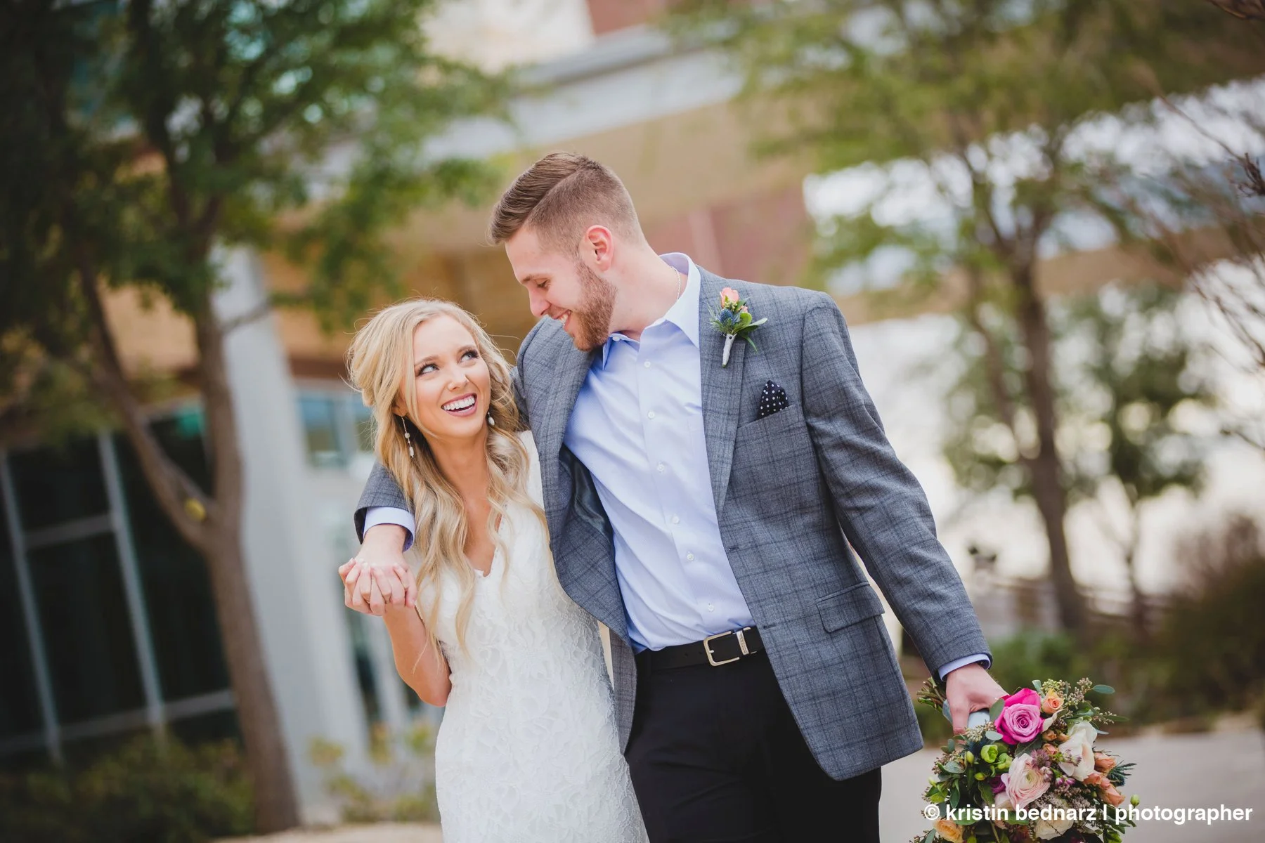 kristin_bednarz_wedding_photographer_20190214_00066sneak_peek.JPG