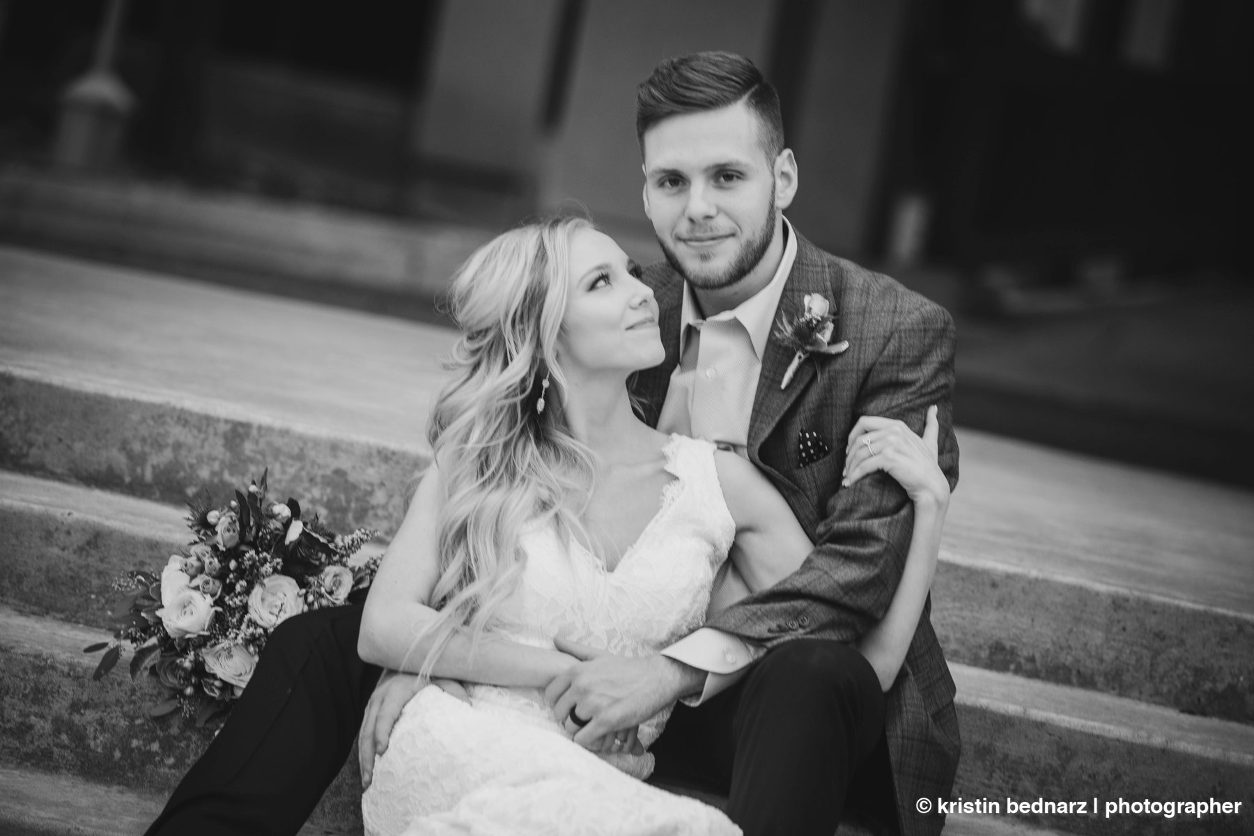 kristin_bednarz_wedding_photographer_20190214_00085sneak_peek.JPG