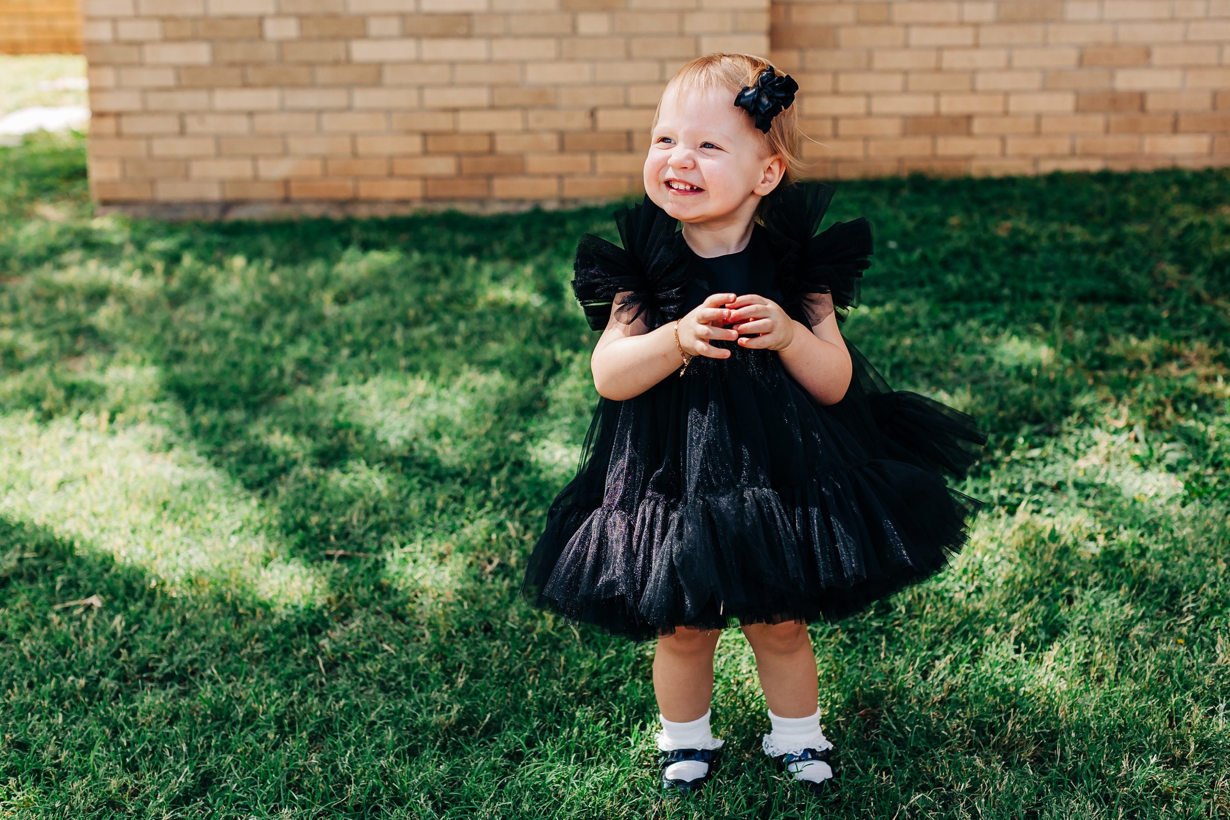  If anyone needs a flower girl, I know the BEST!  Talk about an extrovert who never met a stranger!  Girl took a quick nap at dinner and then hit the dance floor for more fun! 