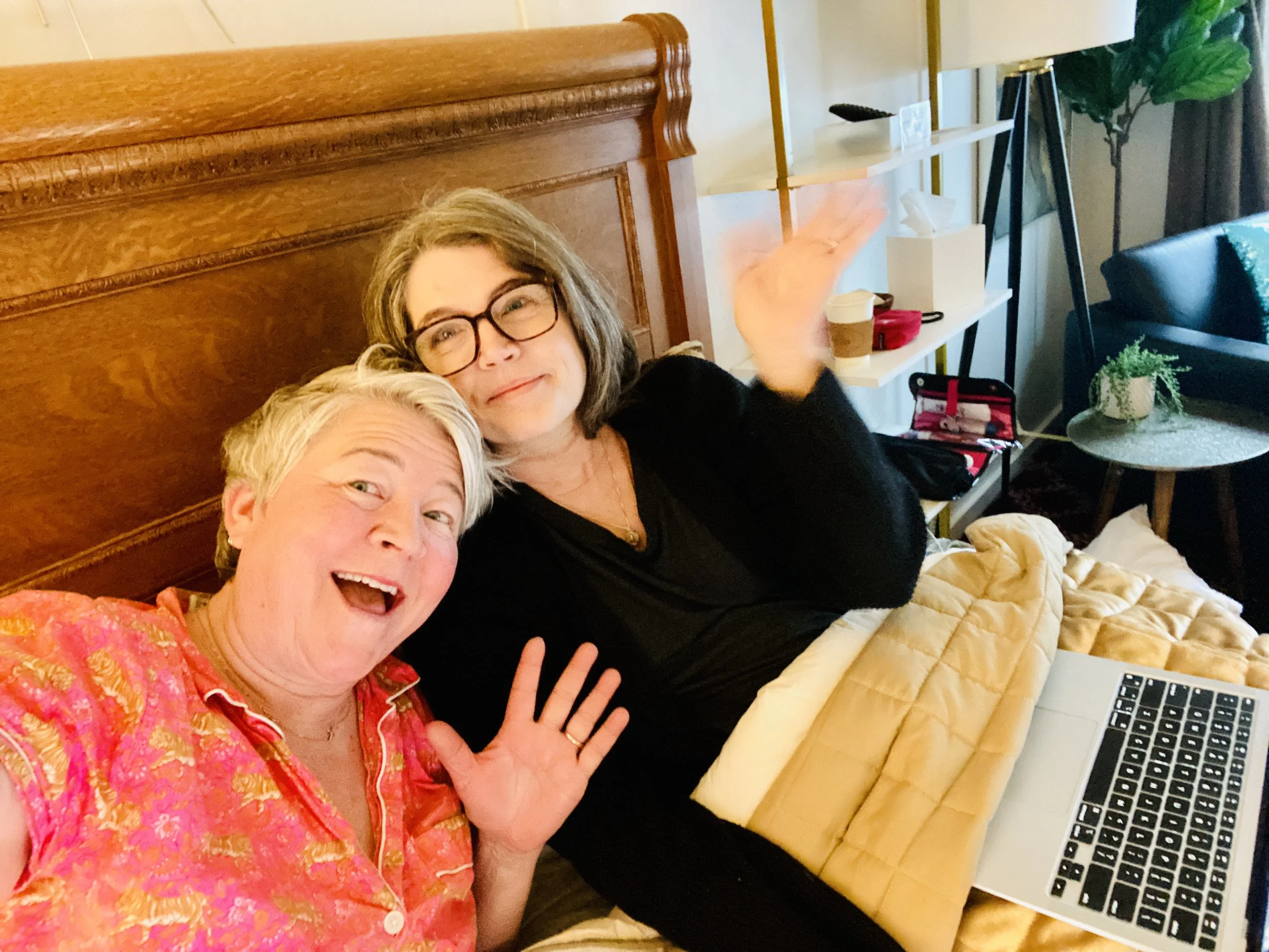 My sister met me there and it was so wonderful to see her!  Just to be there and help me with Mom + Donnie and figure out the next step in their lives.  They didn't want to be apart, but she didn't want to stay there taking care of him without help.