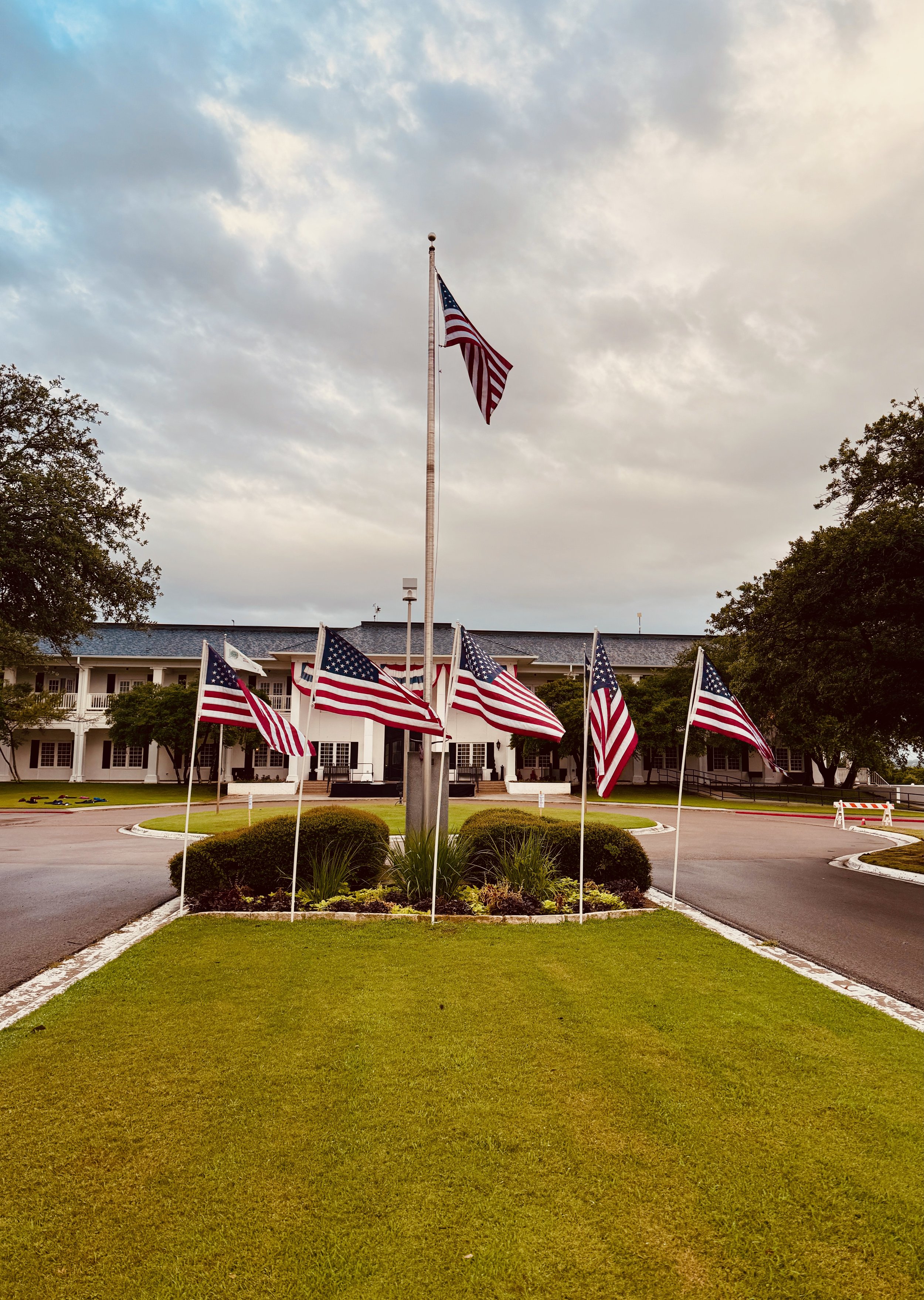  There’s a country club in their neighborhood and we were all staying there. It was nice to have easy access to Marcus and Bridgette’s place.   