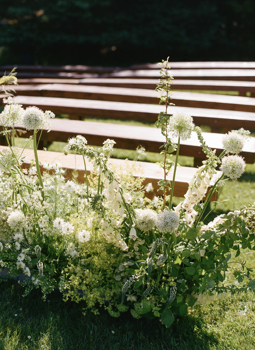 Aisle:Altar arrangement, $350 .png
