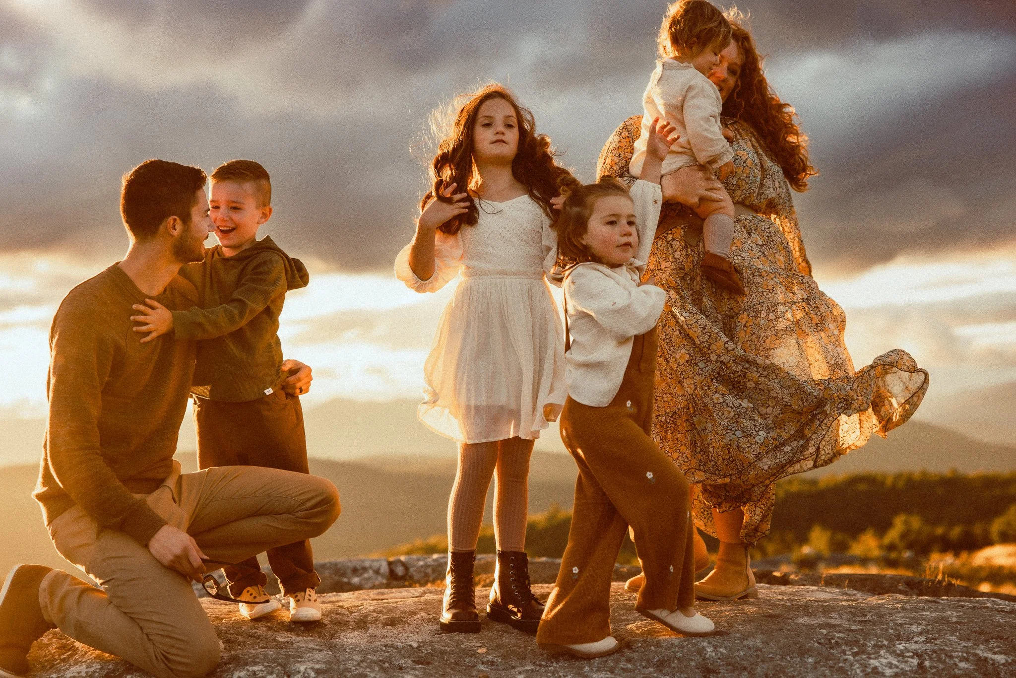 family-portrait-sunset-central-massachusetts-family-farmer-creative-photographer-new-england