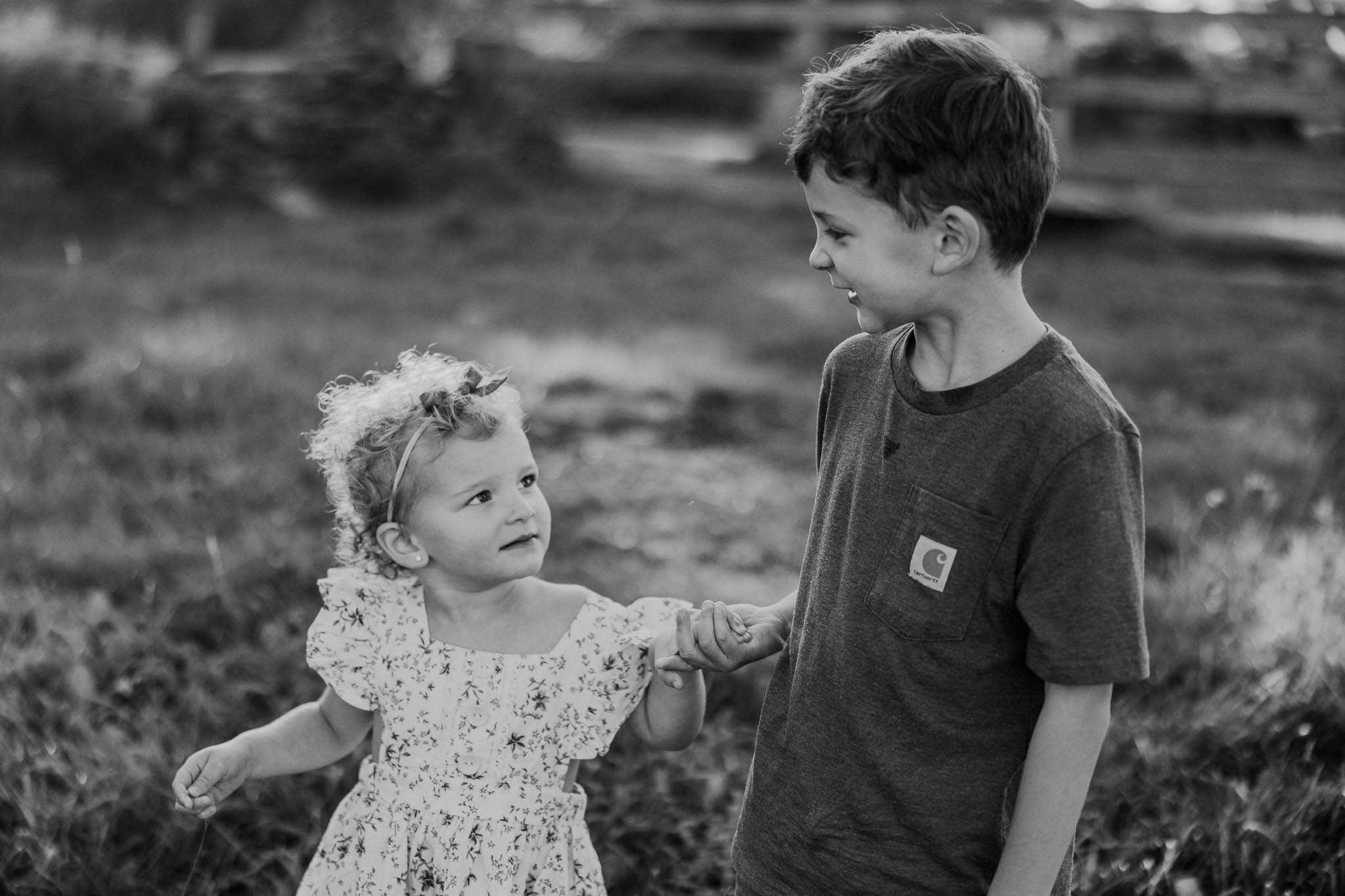 family-portraits-central-massachusetts-family-farmer-creative-photographer