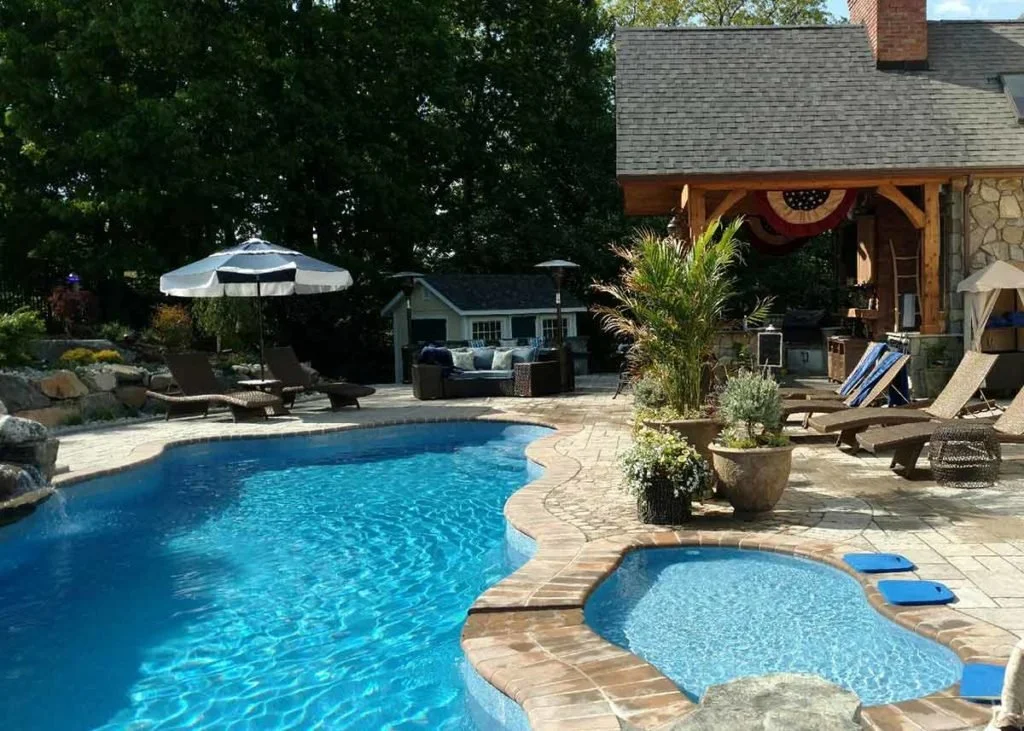 caribbean-fiberglass-pool-01-1024x731.jpg