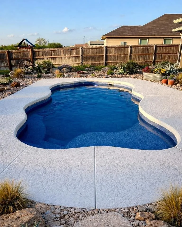 Pleasant Cove - Latham Pools