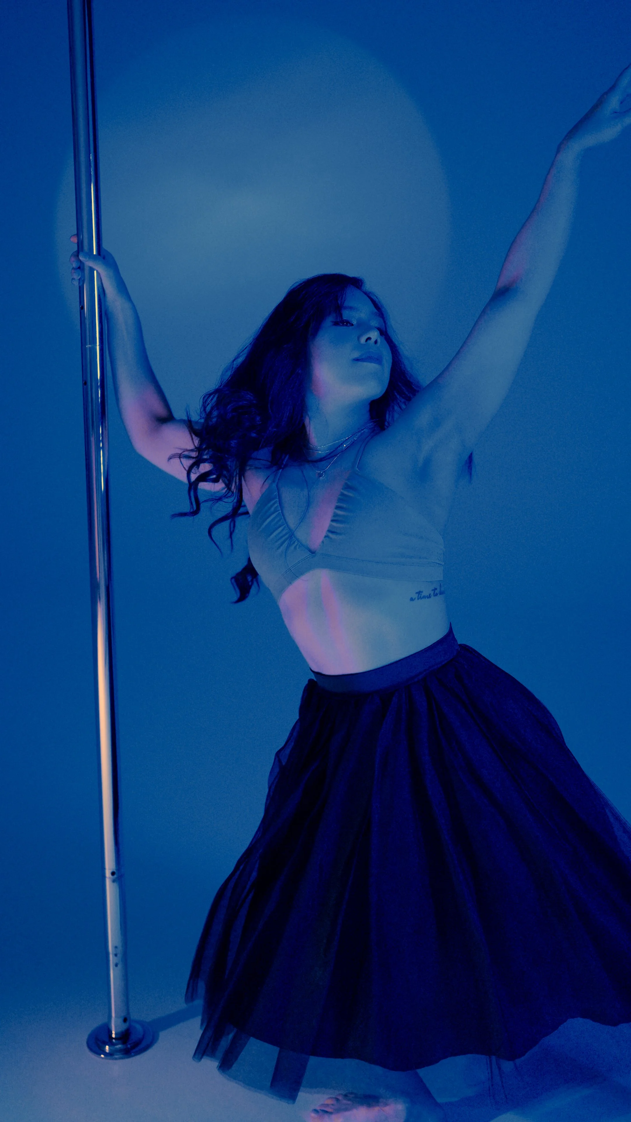 pole dance class singapore