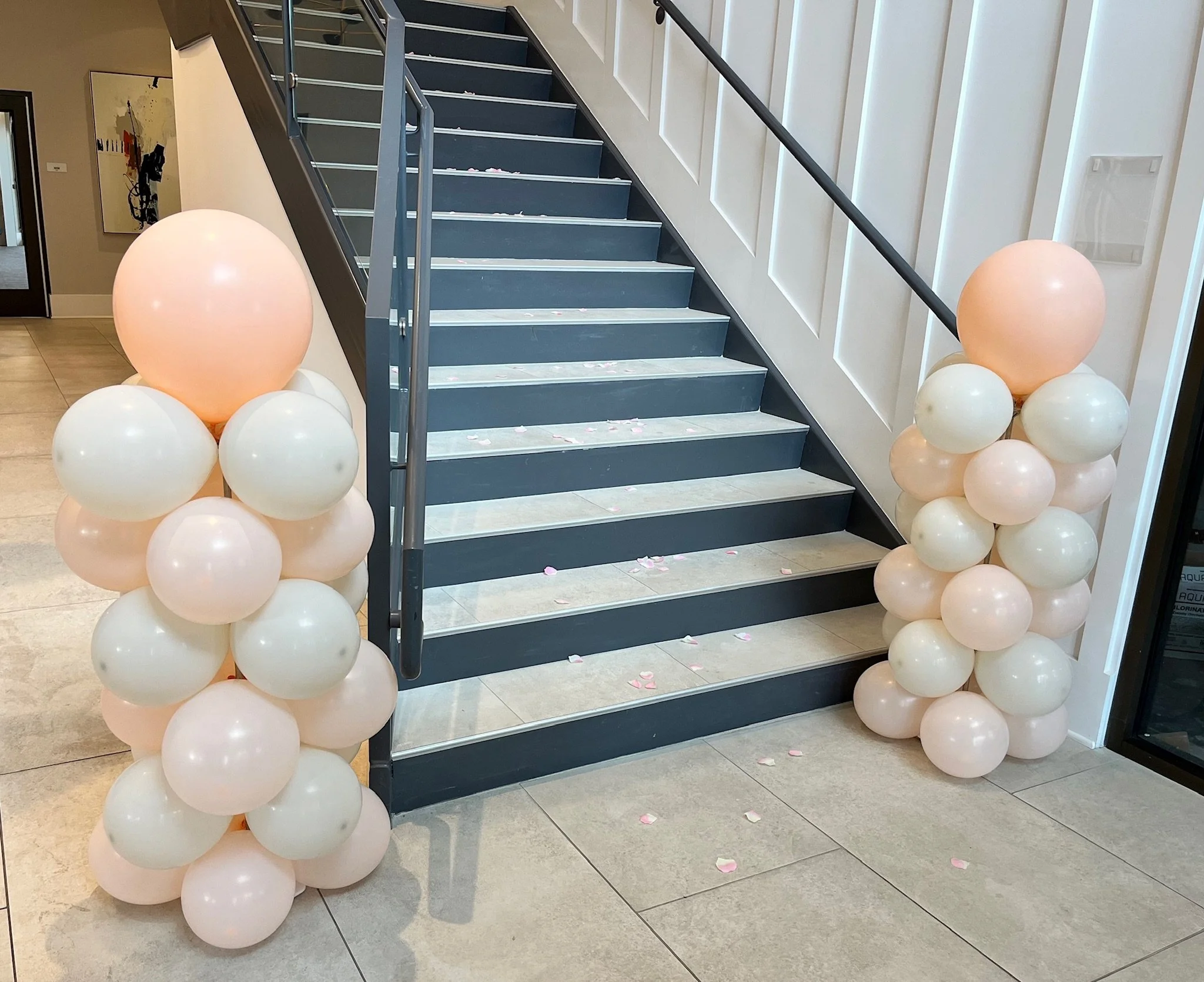 Balloon pillar slc, custom balloon party rental