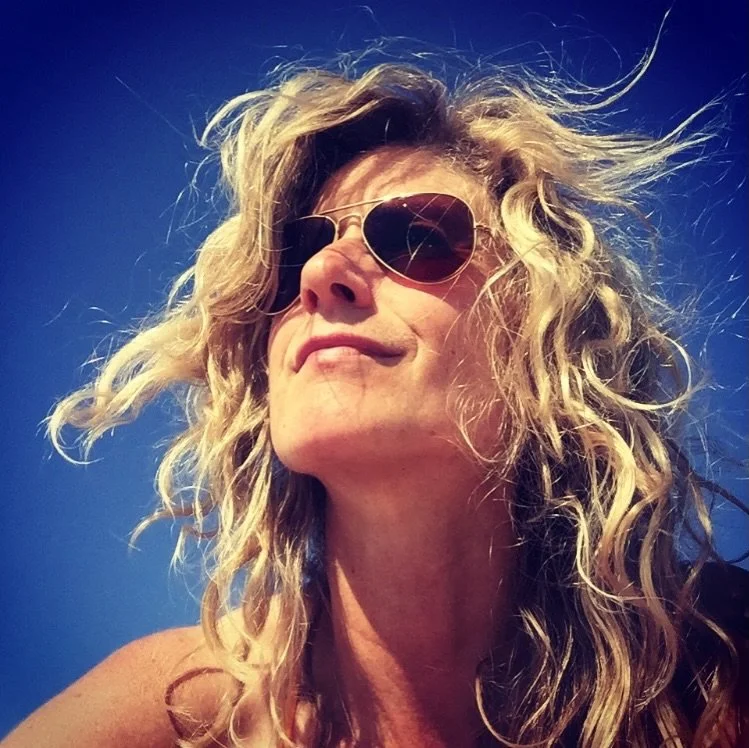 Bonjour!

I hope you are all doing great in the heat!

I just compiled a DELUXE queer guide to Europe. It covers art, film &amp; festivals, bookshops, caf&eacute;s, and clubs. They are places I visited, or got tips about. You find link in Bio. 

The 