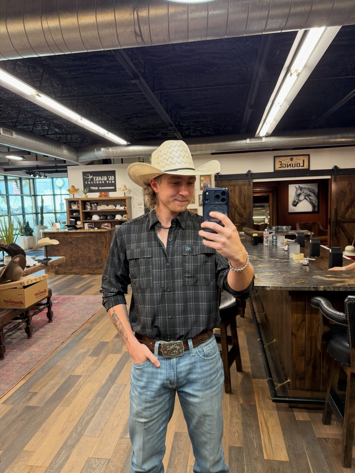 @oghatco hooked me up with a new @americanhatco straw today since felt season&rsquo;s coming to an end! Go get yours in the Okie stockyards or on their website today!