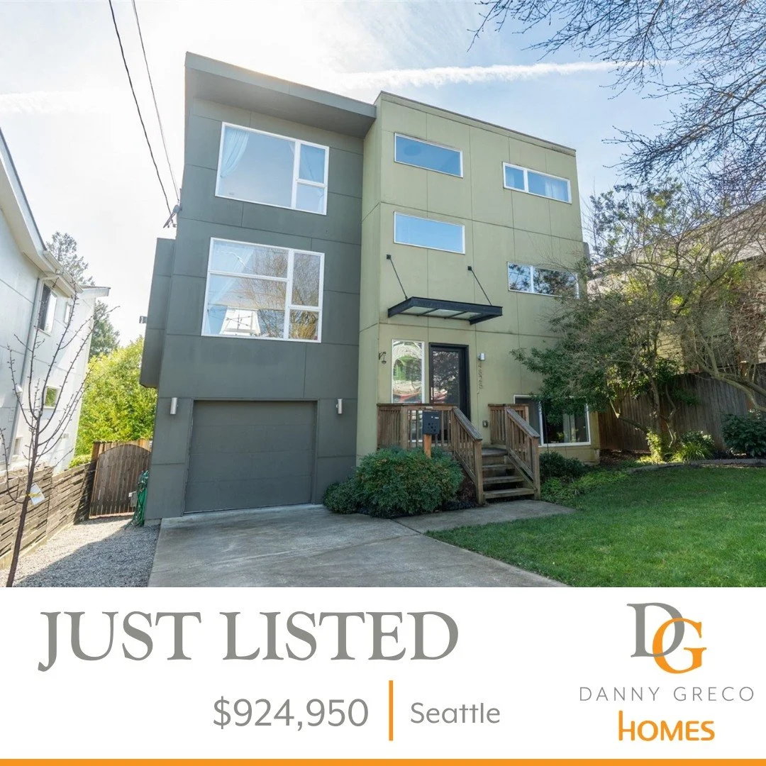 JUST LISTED! 🎉This modern, stand alone 2010 built home boasts so many updates that it's practically brand new.

Updates include new kitchen countertops, new flooring throughout the main level, stairs, upstairs guest bathroom, and basement. New paint