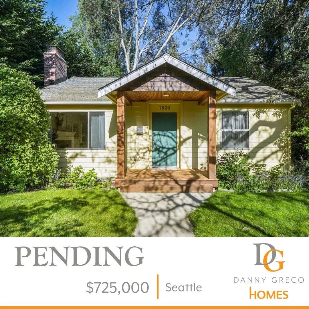 NOW PENDING ⭐ Congrats to my sellers receiving multiple offers in just 6 days on the market! You took incredible care of your home and it was easy for buyers to see, which led to the multiple offers. Congratulations on a great start to retirement!
⠀⠀