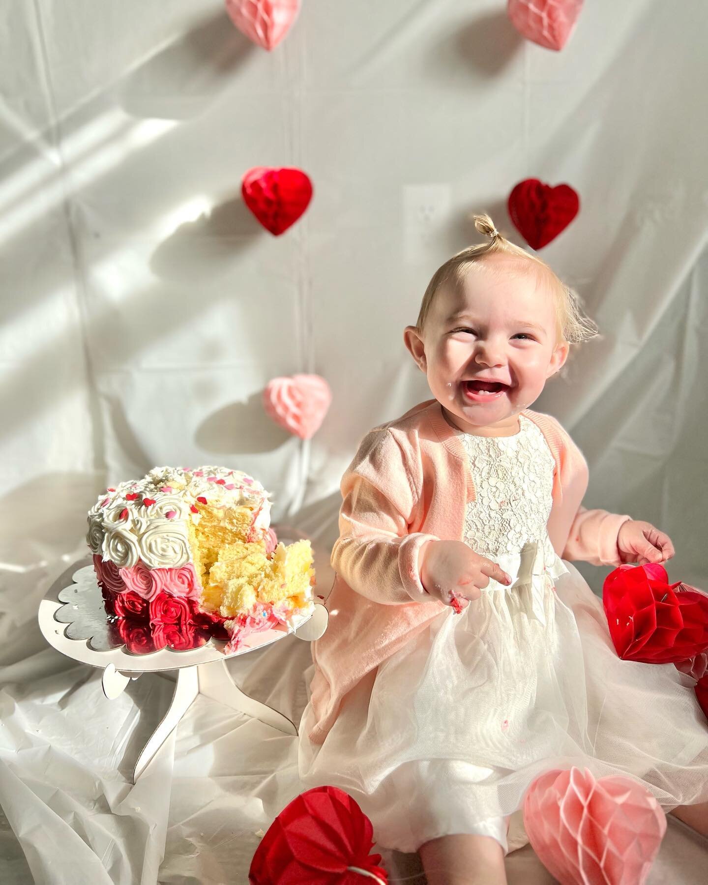 HAPPY 1ST BIRTHDAY, GRAYCEN LOVE!!

i cannot believe it has been a whole year since you made your grand entrance into the world. this year has been a year of change, growth, adventures, and firsts. i&rsquo;m so thankful you came into my life and chan