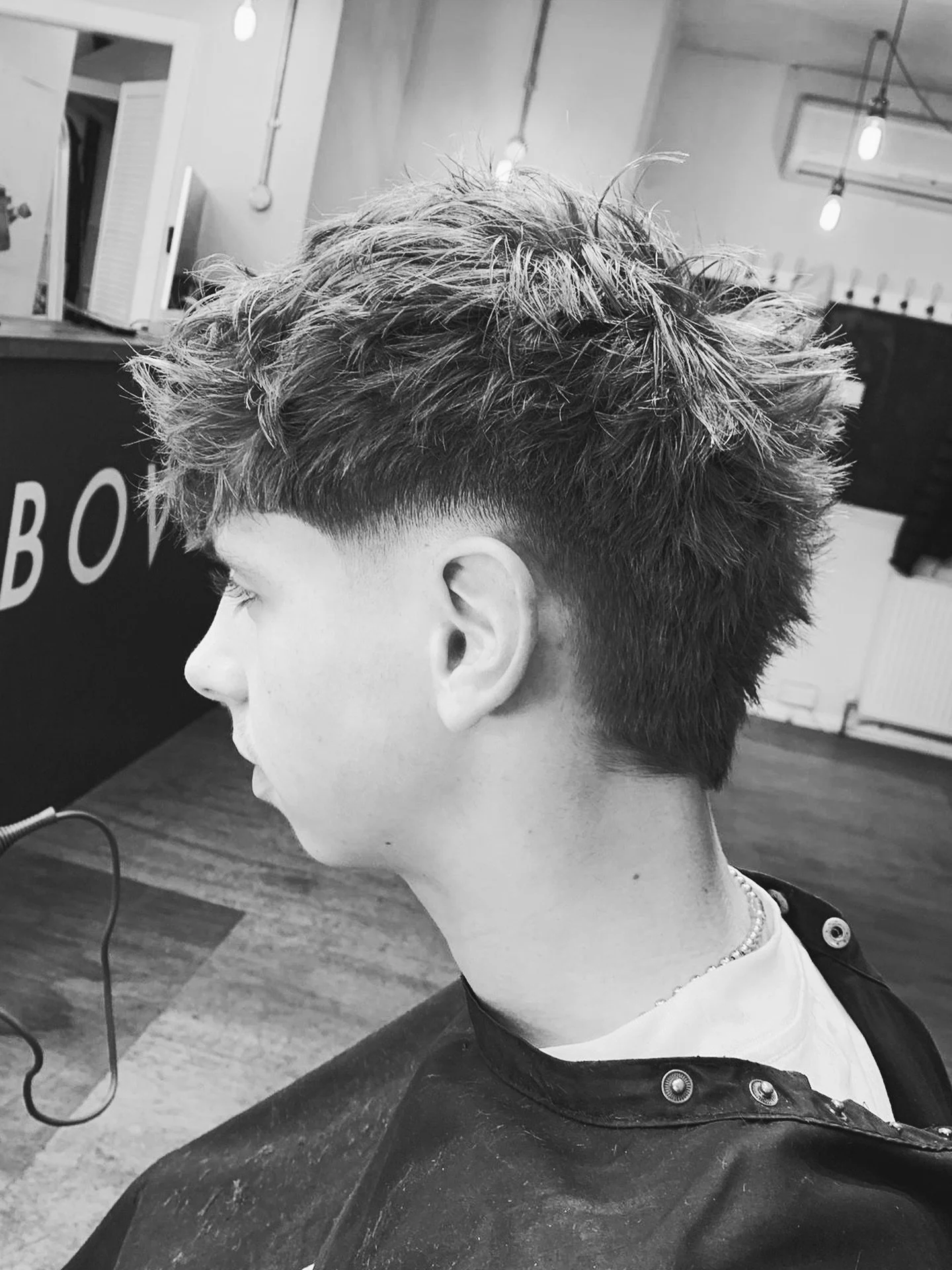 The home of fresh trims ✂️

Come see us above our sister salon @modsalons appointments can be booked now via the 🔗 in our bio! 

💚💚💚

-
#leedsbarbers #chapelallerton #fadehaircuts #clippercuts #barbershopuk