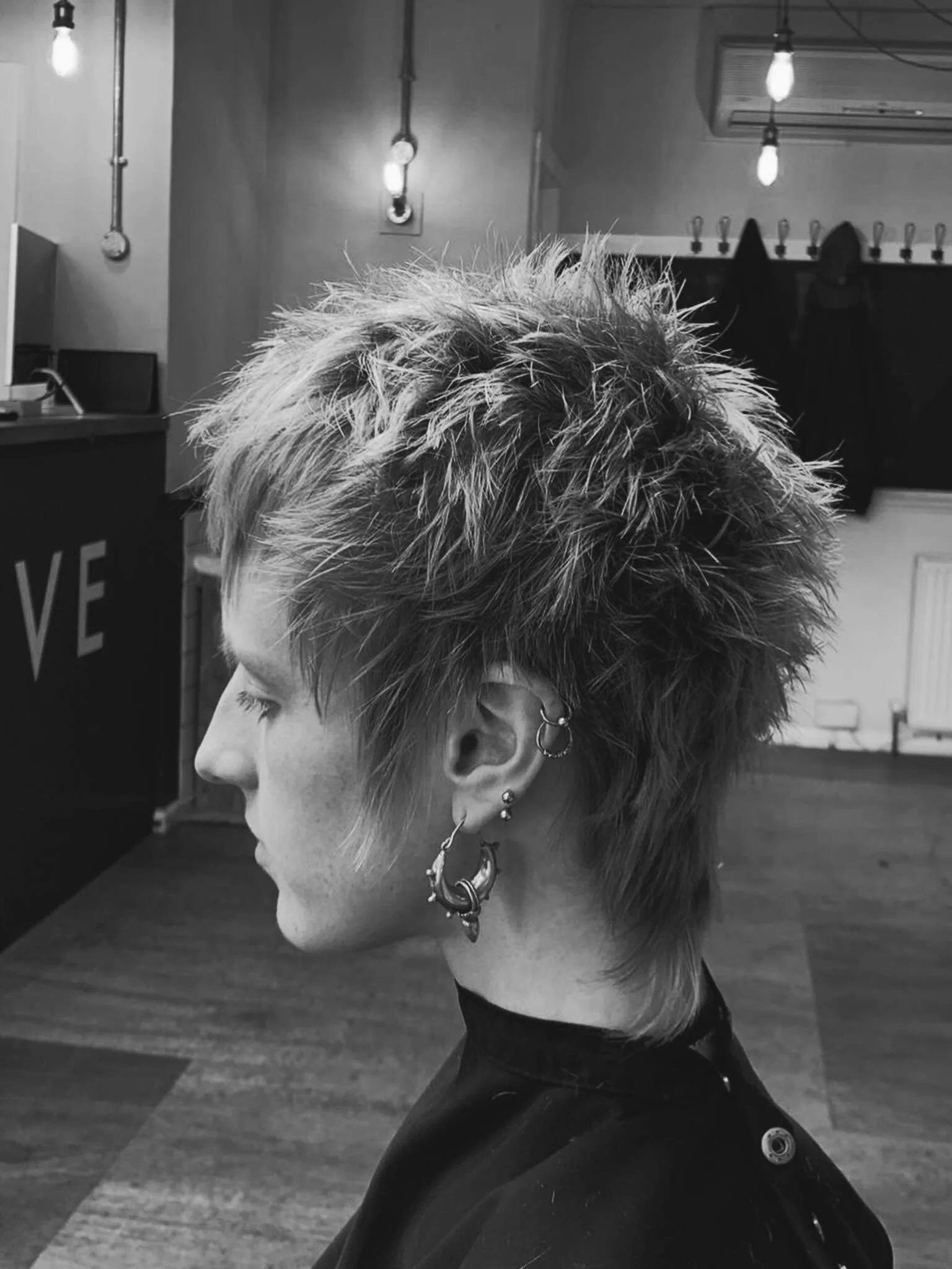 A punk AF restyle by our amazing Sam! 

Drop a 🖤 if you loved this look! 

-
#punkhaircut #shorthairideas #punkhairstyle