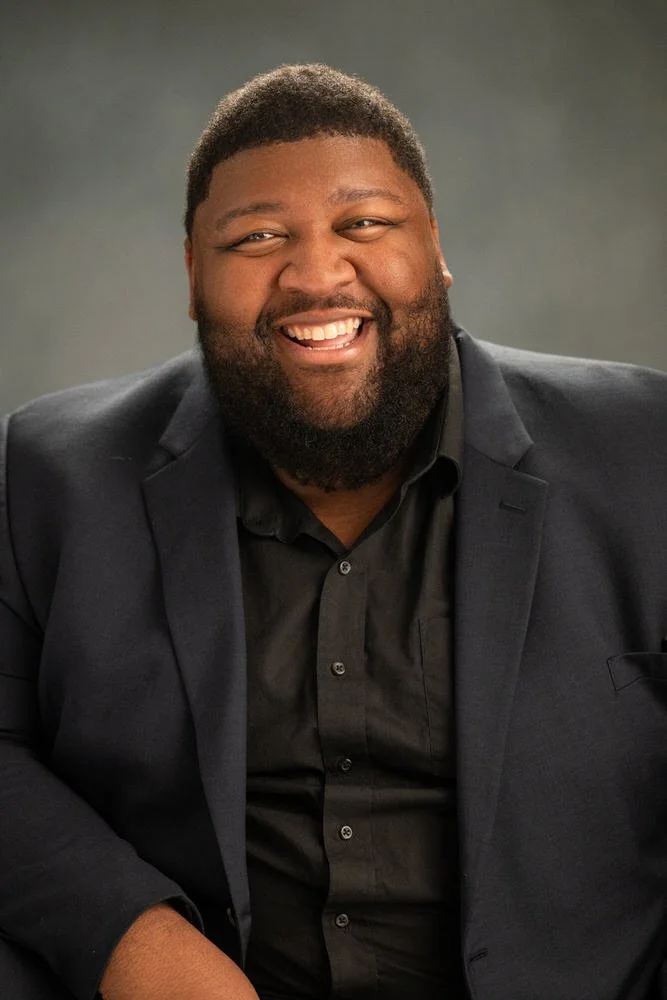 Angel headshot 3-0003.jpg