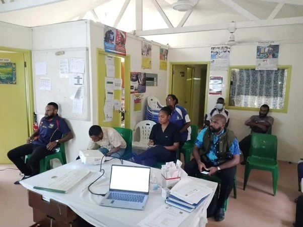 Internal medicine and TB management team members at ANGAU Memorial Provincial Hospital take part in the first echo session following the PeerLINC Regional Training, reviewing approaches to managing drug-resistant TB in everyday clinical practice. 