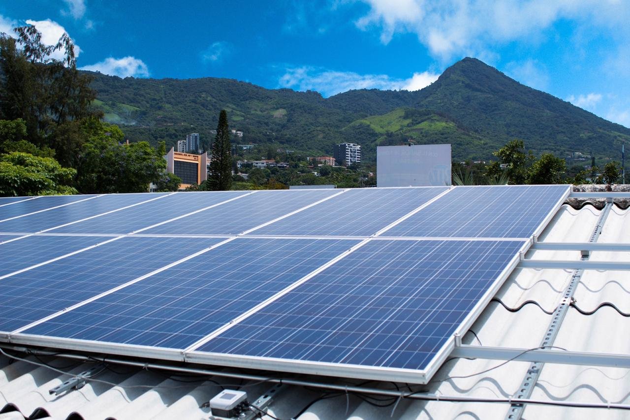 Planta solar residencial. Proyecto Bennu Solar