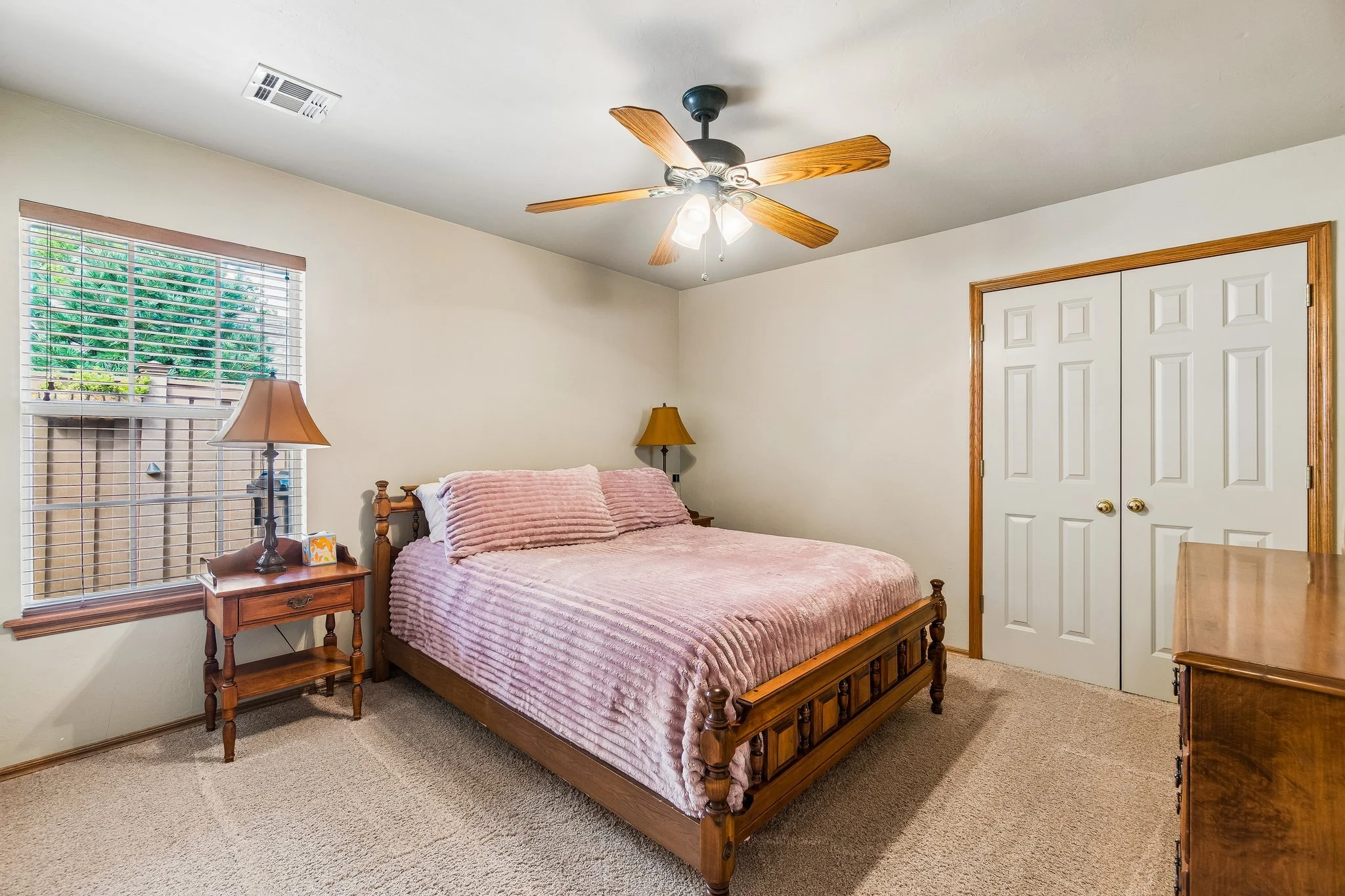 40-web-or-mls-407 Tumbleweed Rd_041.jpg
