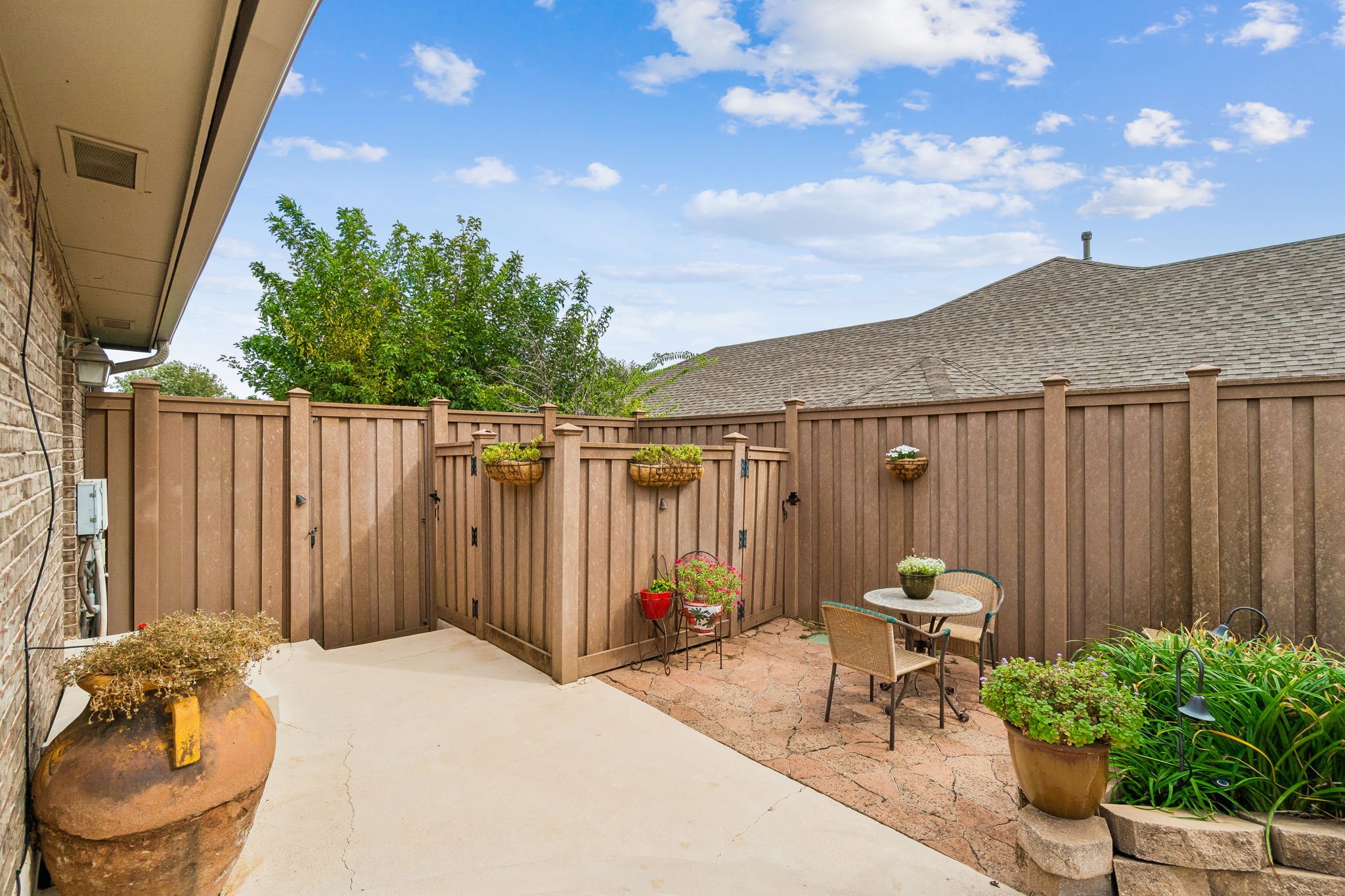 66-web-or-mls-407 Tumbleweed Rd_066 (2).jpg