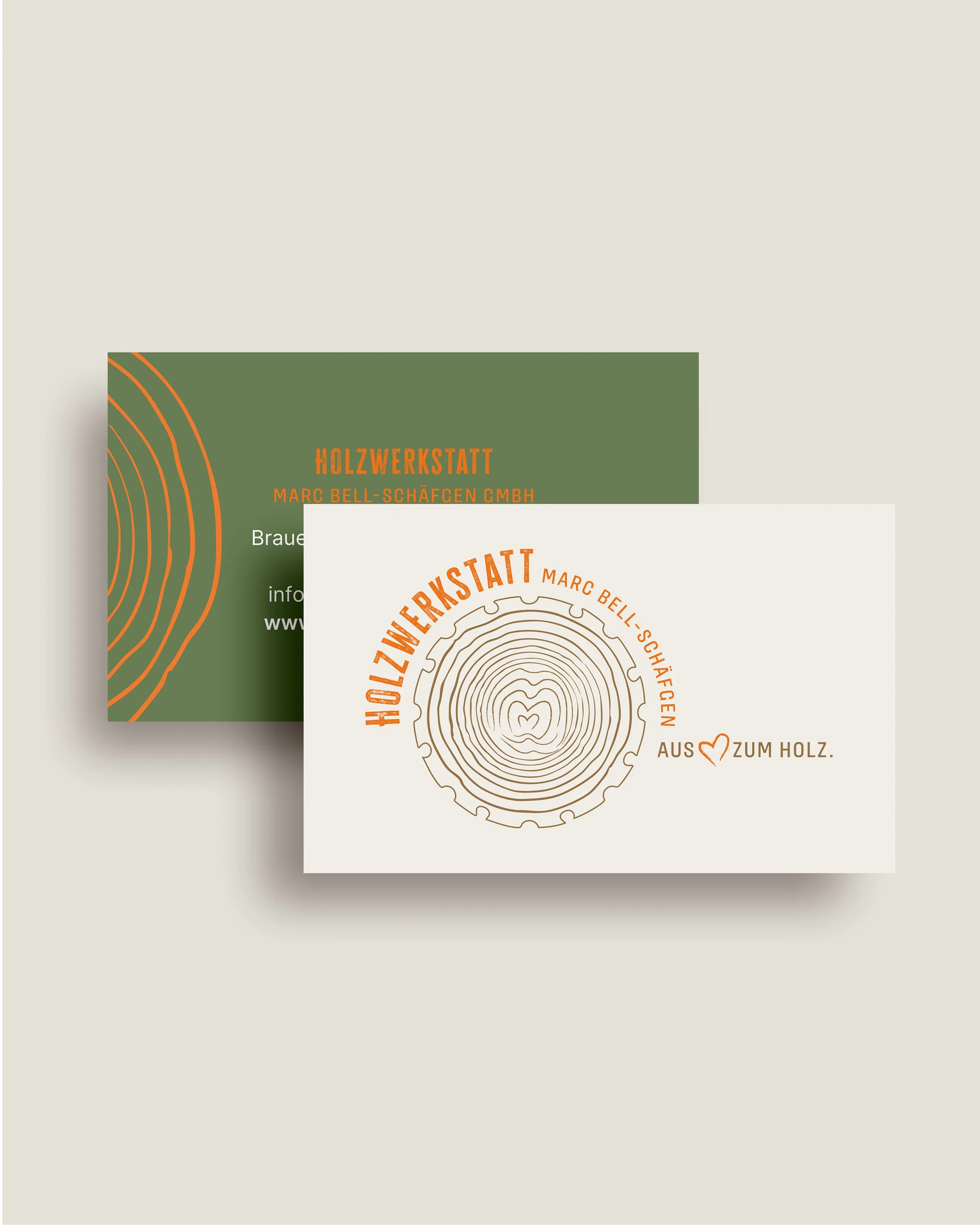 Visitenkarten-Design für eine Holzwerkstatt als Teil eines individuellen Brandings für einen Handwerksbetrieb.