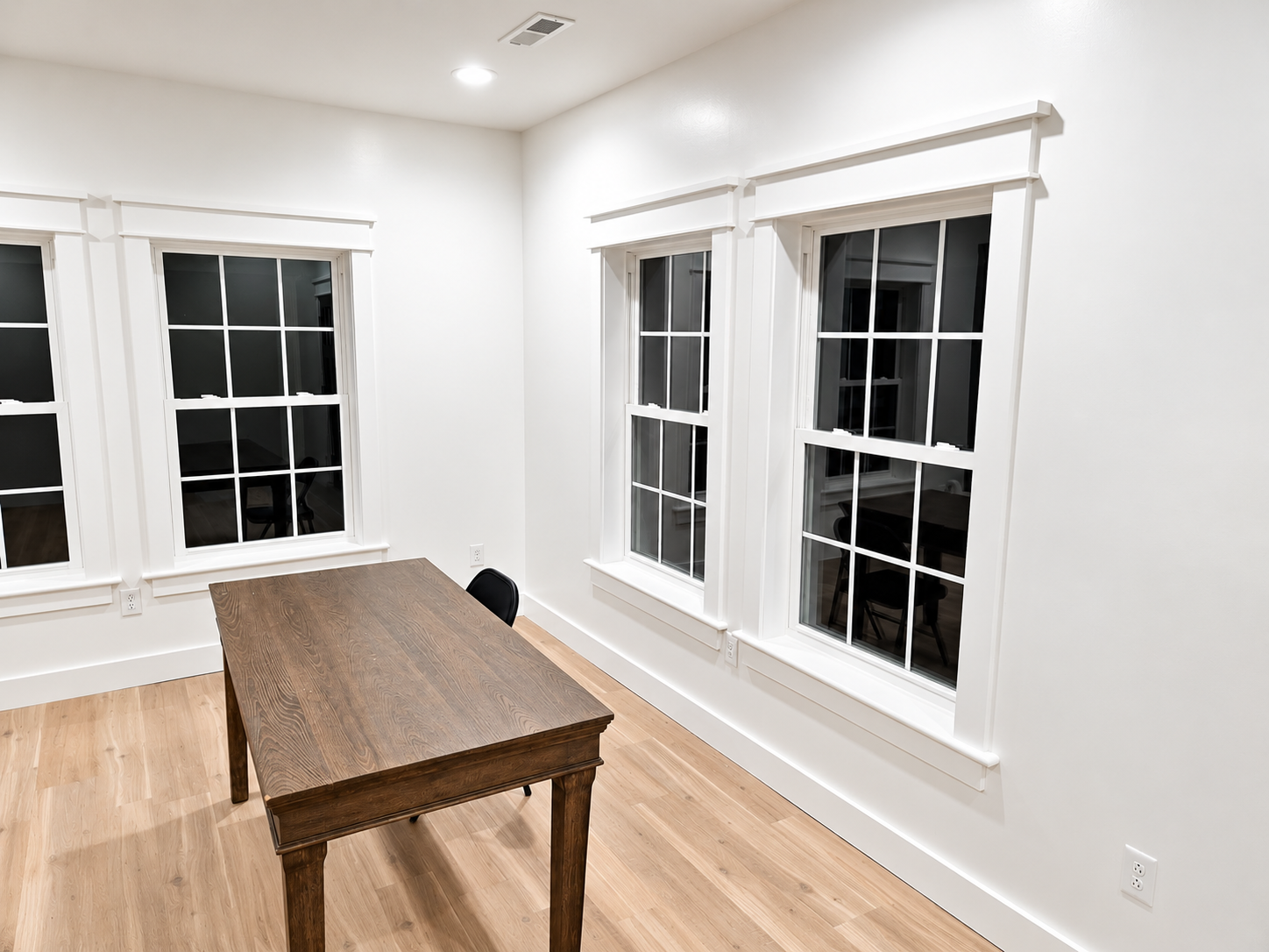 Bright Modern Dining Nook.png
