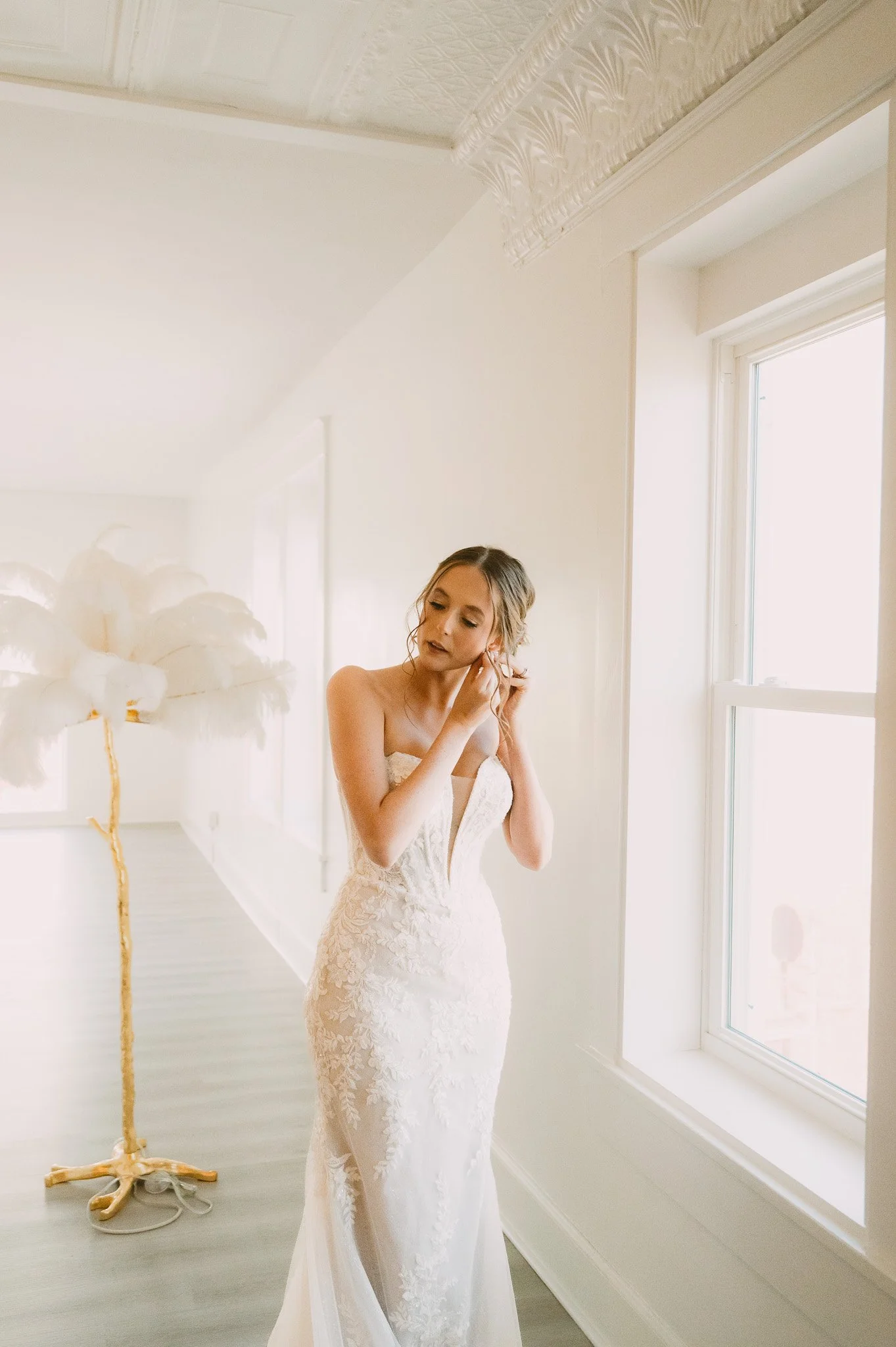 Beautiful bridal suite getting ready space at The Gallery House in Bedford, IN
