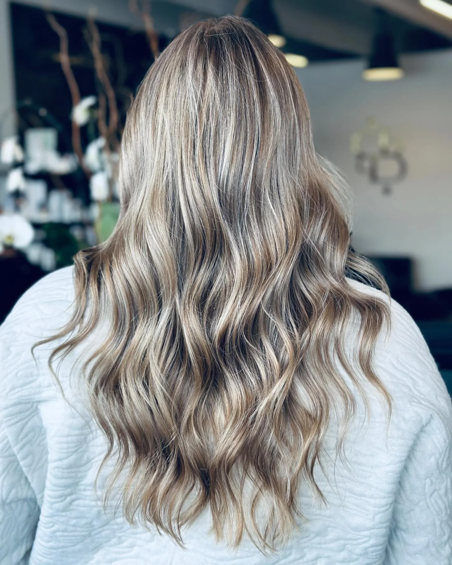Just transformed these beautiful locks into this dreamy ashy blonde, and she is officially summer-ready! 🌟🌸 
We used @neumabeauty Neu-Moisture shampoo and conditioner, instant fix and Argan treatment oil! 

The sun has nothing on this shine. Who el
