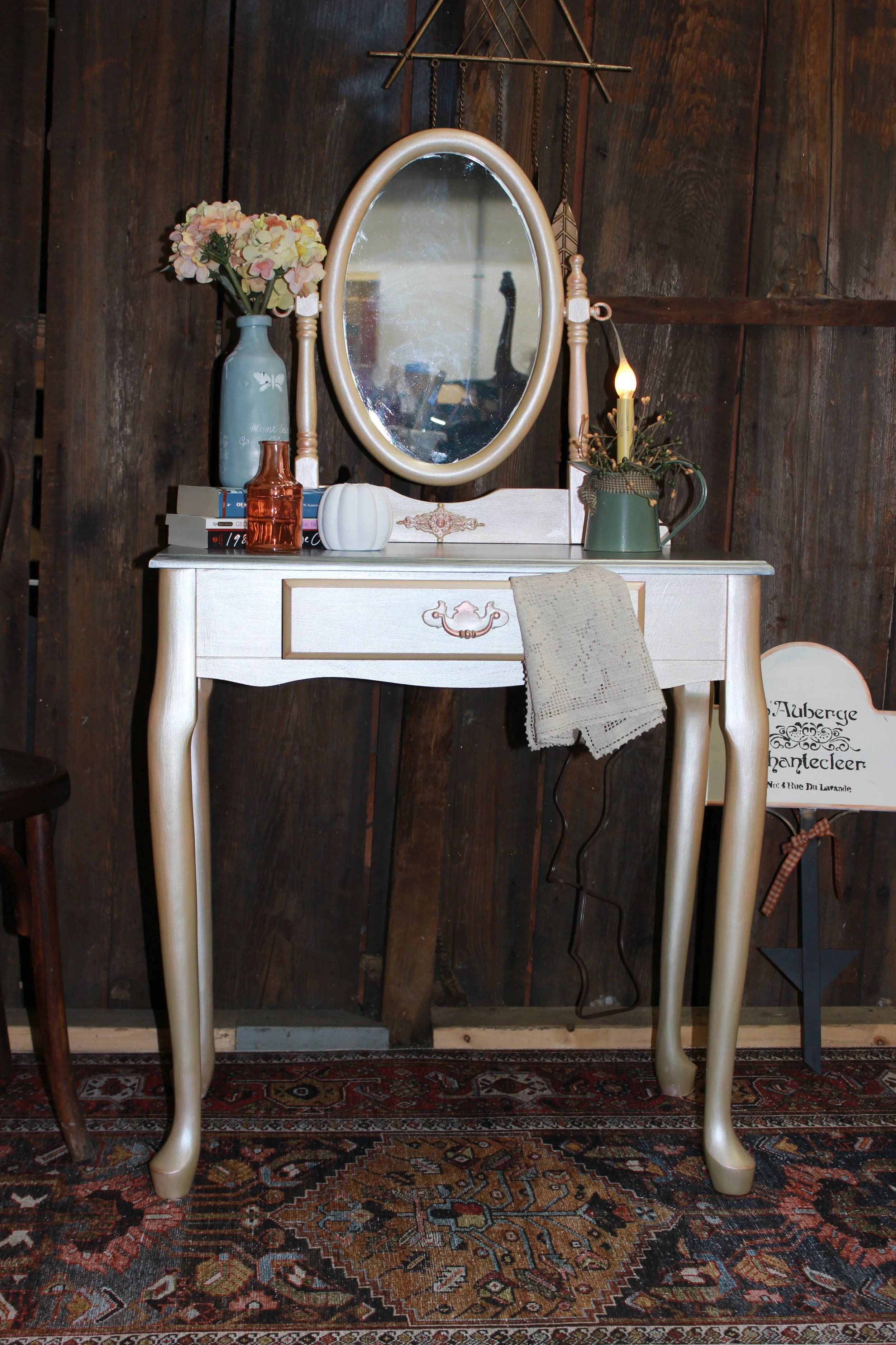 SOLD: Danity Vanity