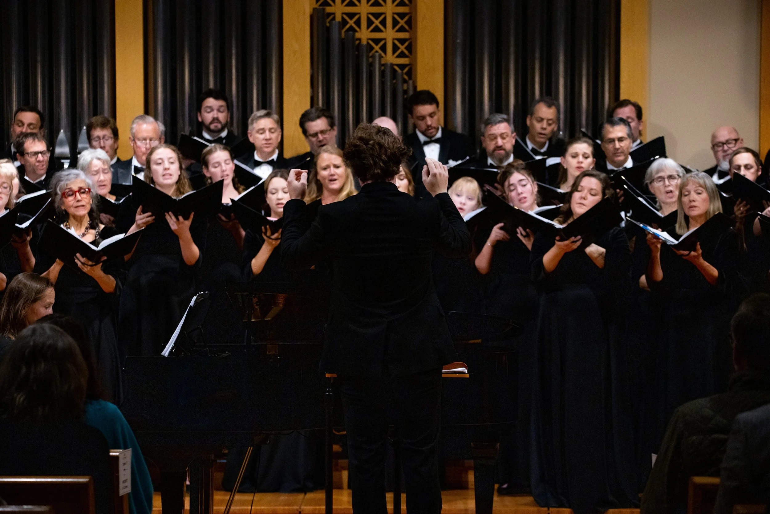 Bozeman Symphony Chamber Choir Debuts with Love through the Ages on October 16