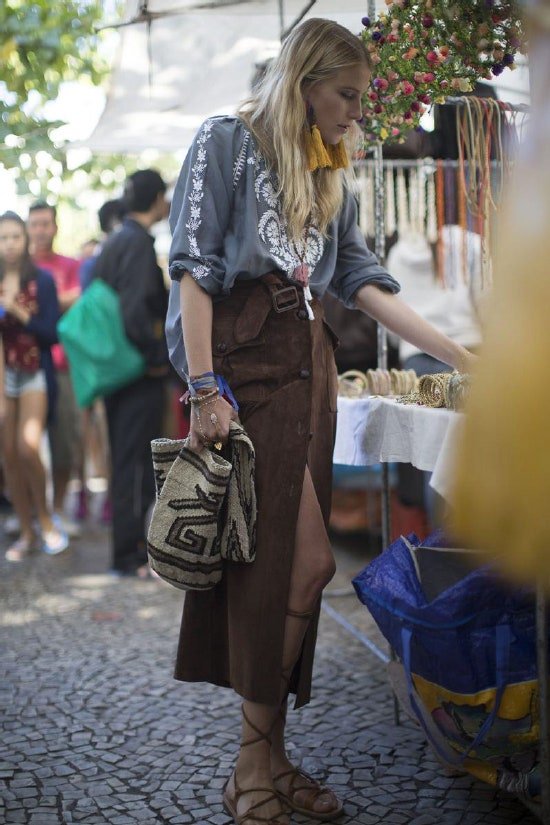 dree-hemingway-rio-diary-01_121417904022.jpg