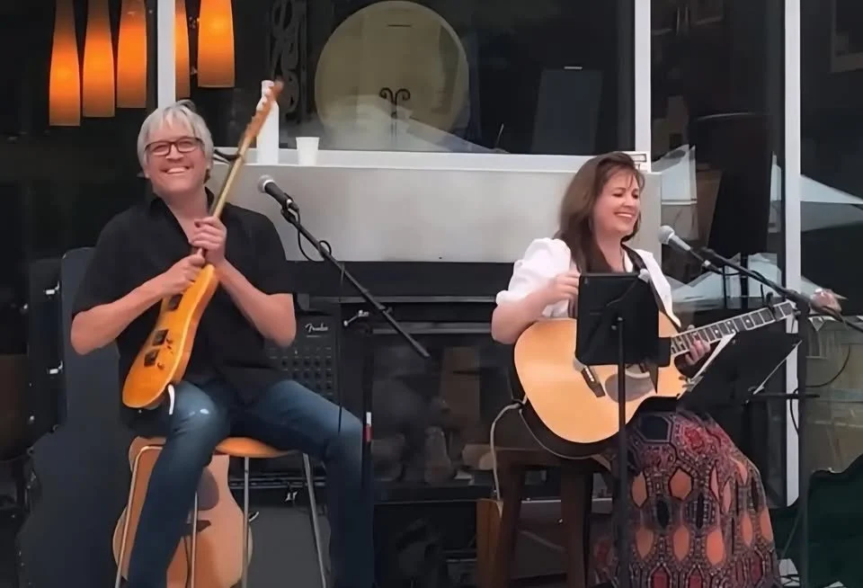 Intimate Concert Series: Dry Goods Duo