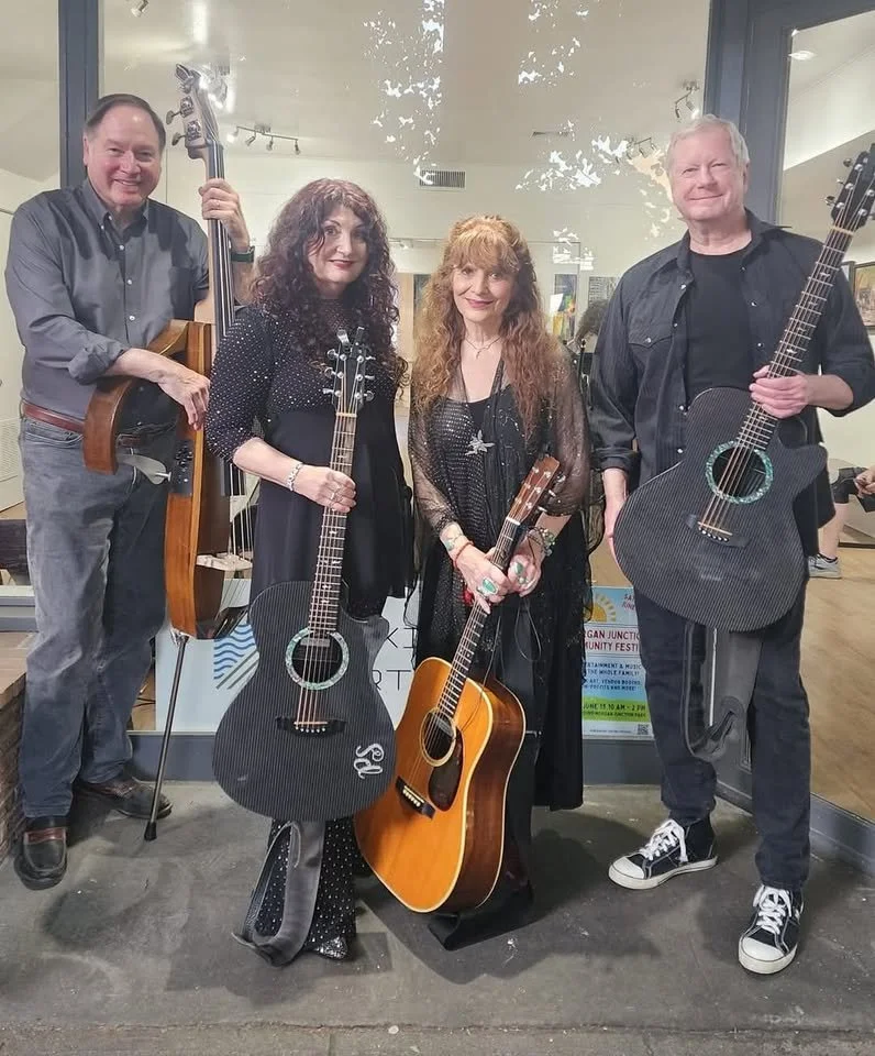 Intimate Concert Series: MoonGirl!