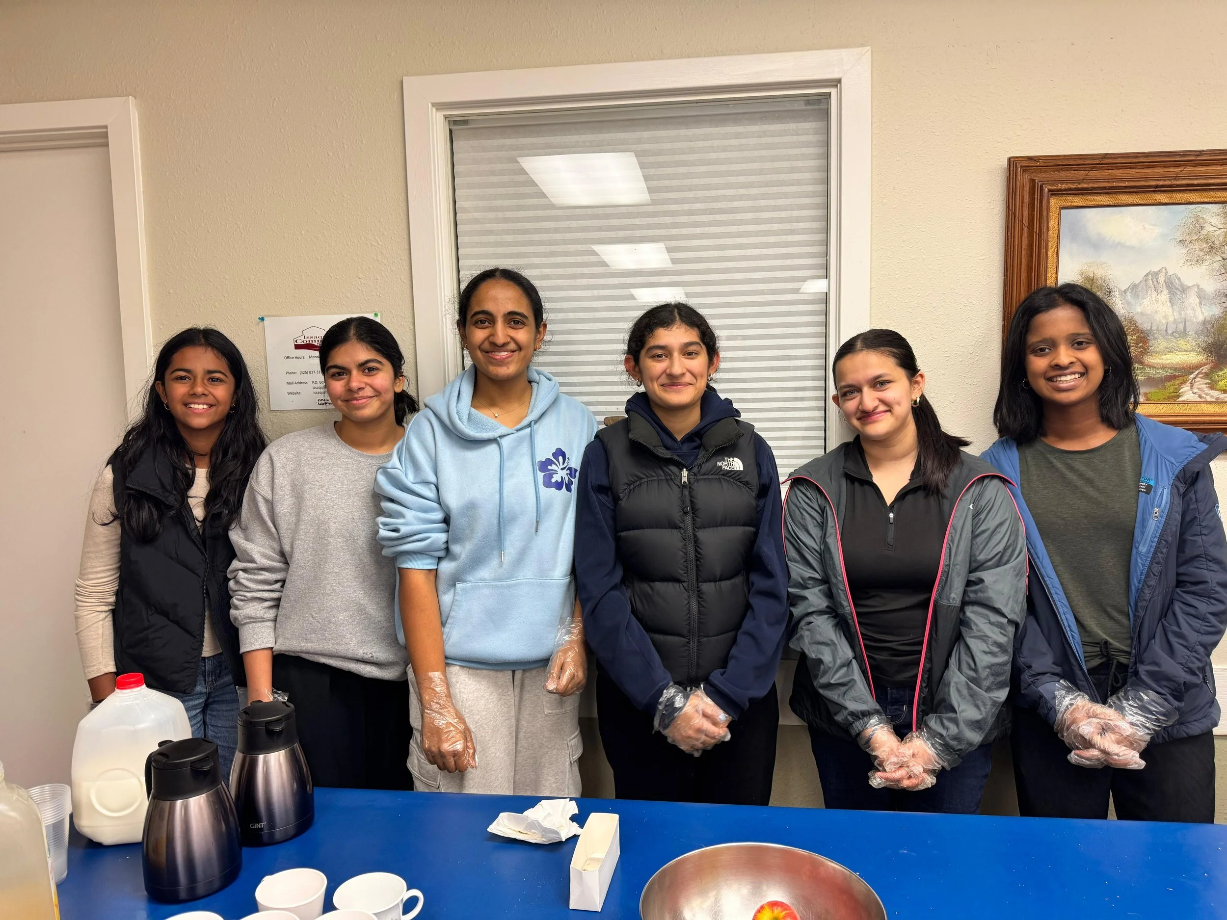 Issaquah Food and Clothing Bank Volunteering