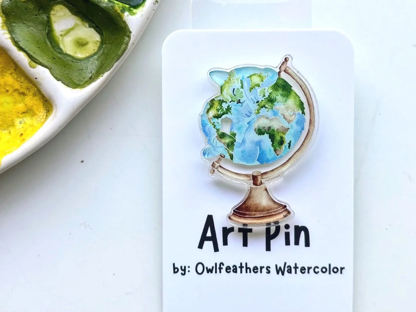 World Map Globe Cat Pin
