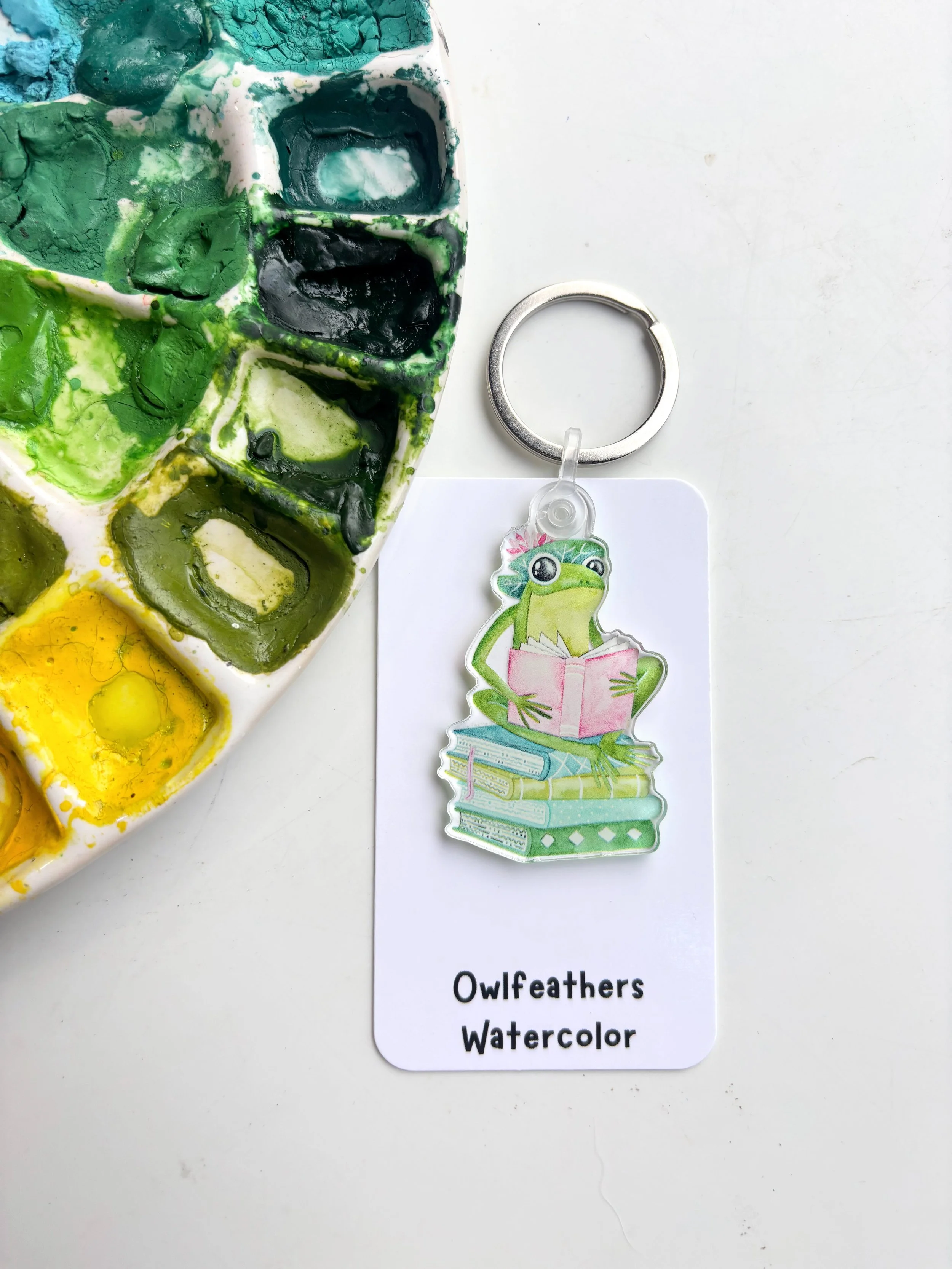 Frog Reading Books Keychain