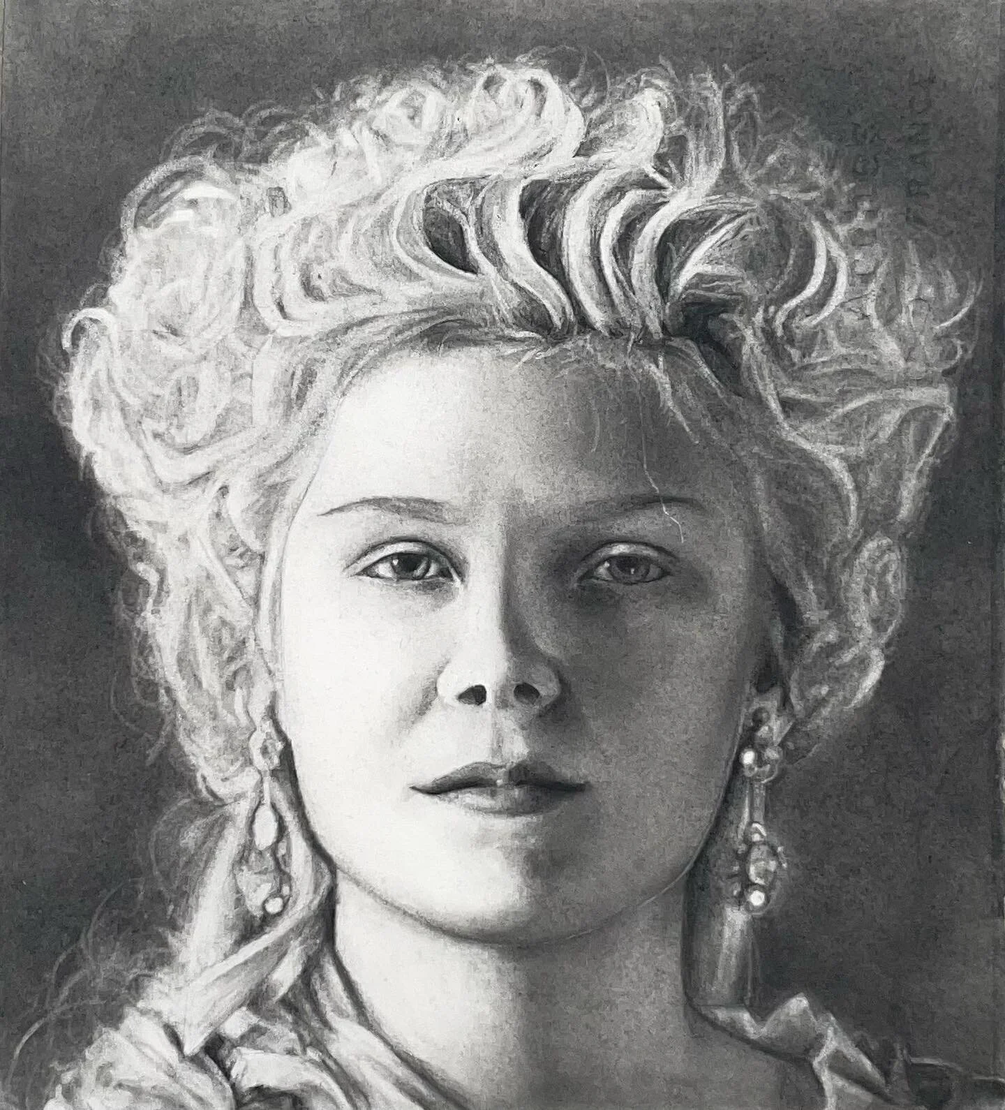 a rendering assignment for last year of kirsten dunst&rsquo;s marie antoinette 
&bull;
&bull;
&bull;
#art #artist #artistsoninstagram #artwork #artofinstagram #artoftheday #charcoal #charcoaldrawing #render #kirstendunst #marieantoinette #blackandwhi