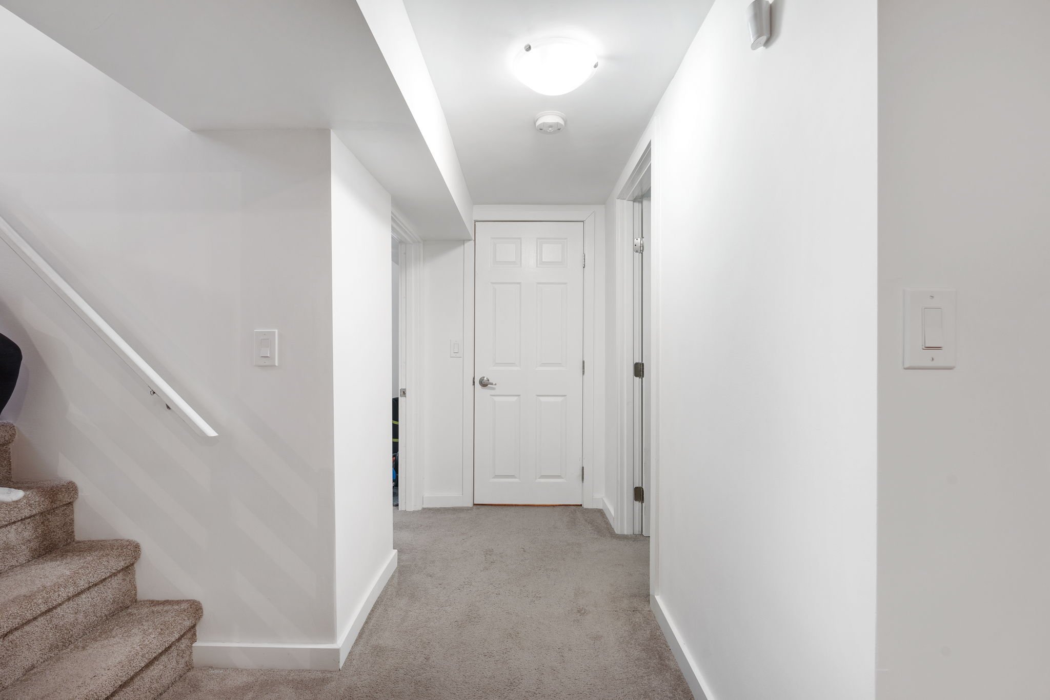 1 Echo Bay - Interior-24.jpg