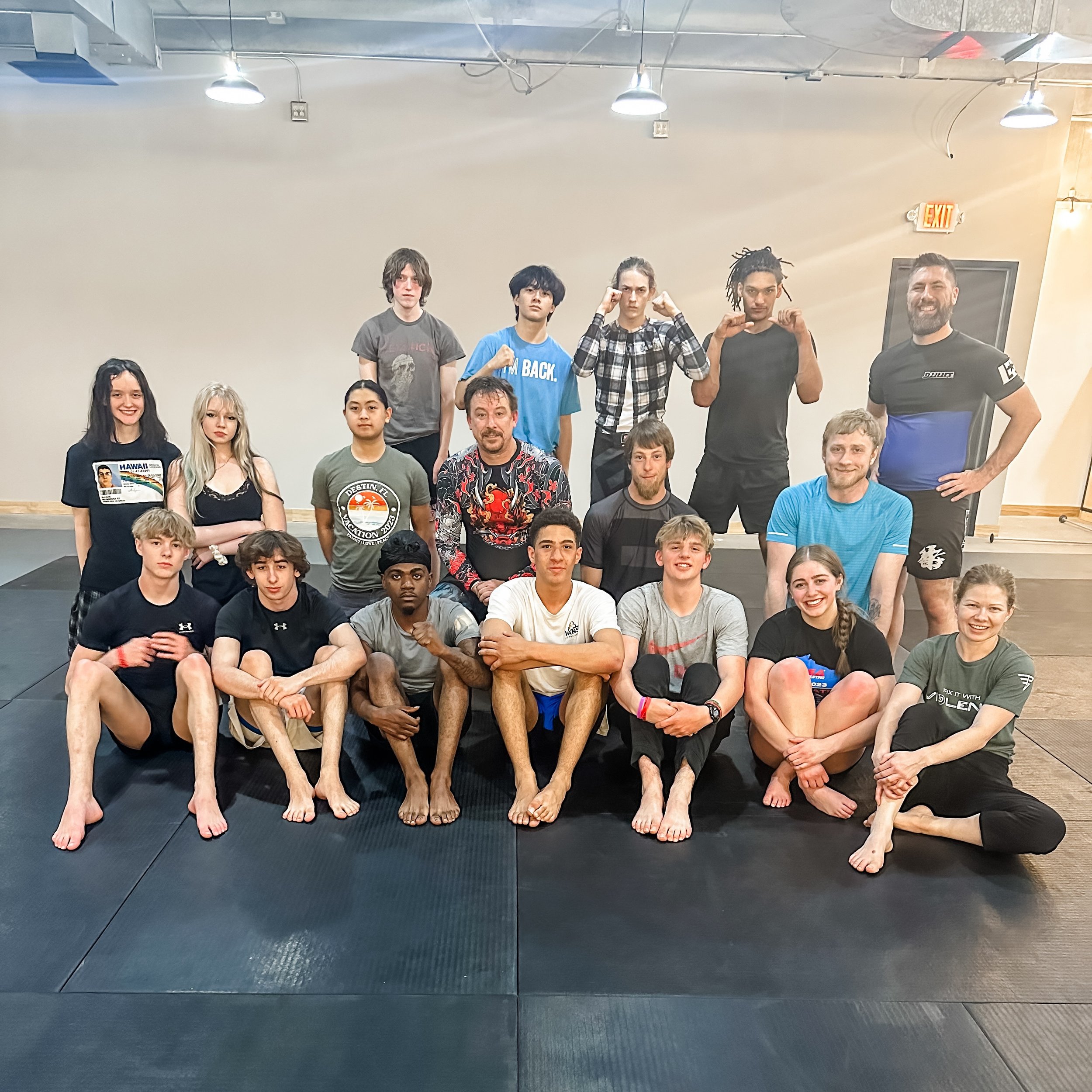 Last night&rsquo;s NoGi group was amazing!! One of our members blew up our numbers and brought a bunch of his friends to class. The more the merrier on our newly-framed mat space 🥳🤙🏼

#Fortitude #kravmaga #bjj #downtown #neenah #wisconsin #selfdef