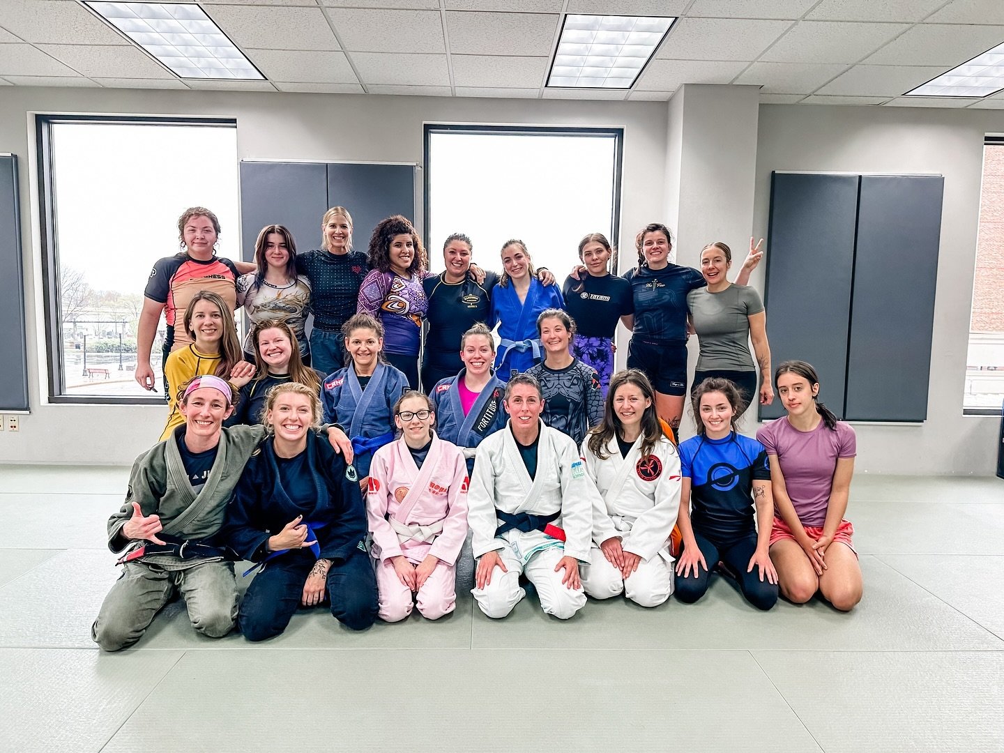 Such a great time hosting women&rsquo;s open mat thanks to @femalegrapplingco! We already can&rsquo;t wait for the next one 😄👏🏼

##fortitude #kravmaga #bjj #downtown #neenah #wisconsin #selfdefense #fighting #fitness #getinshape #gohomesafe #commu