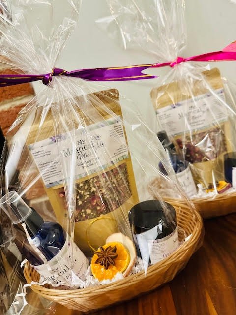 Gift Basket 1.jpg
