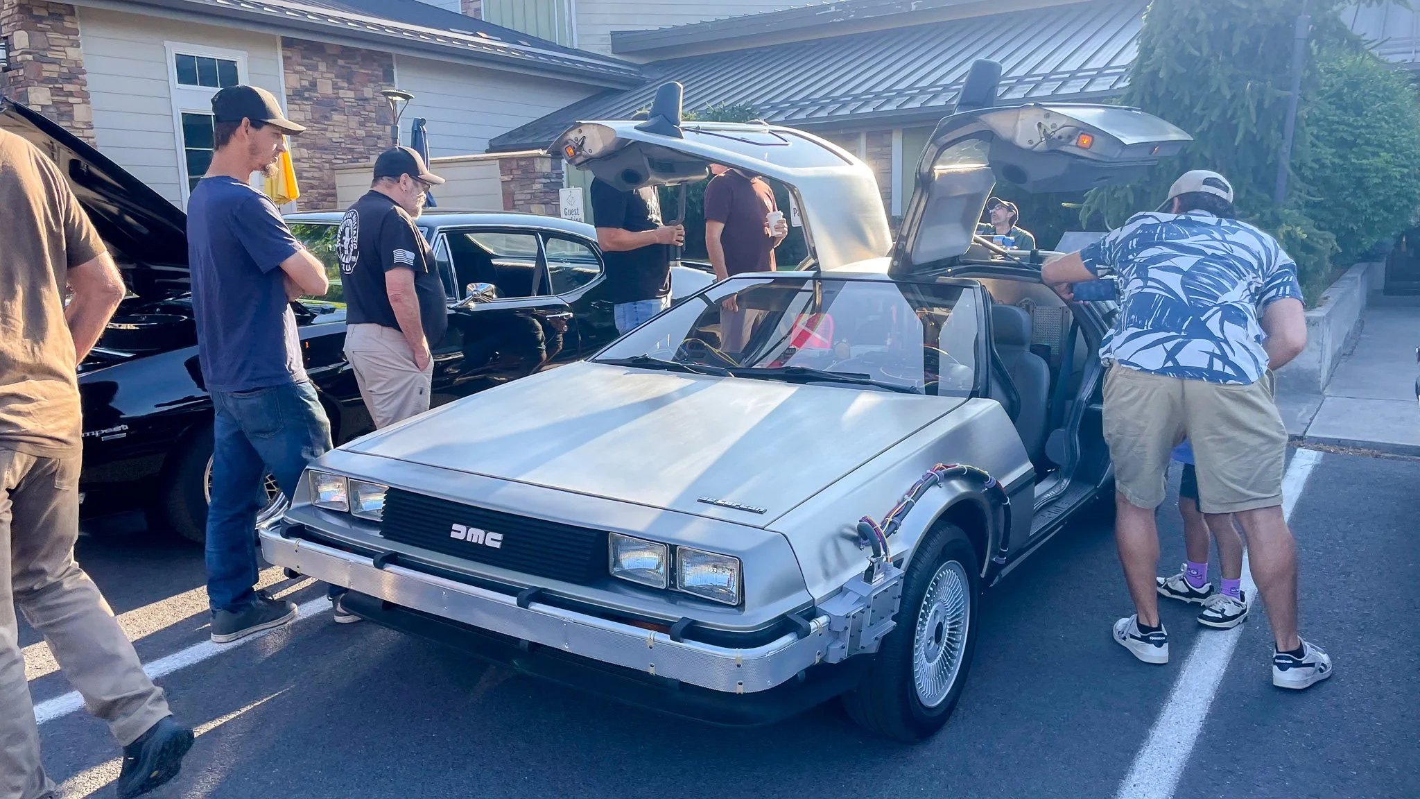DeLorean BTTF mod at bend Cars & Coffee.jpg