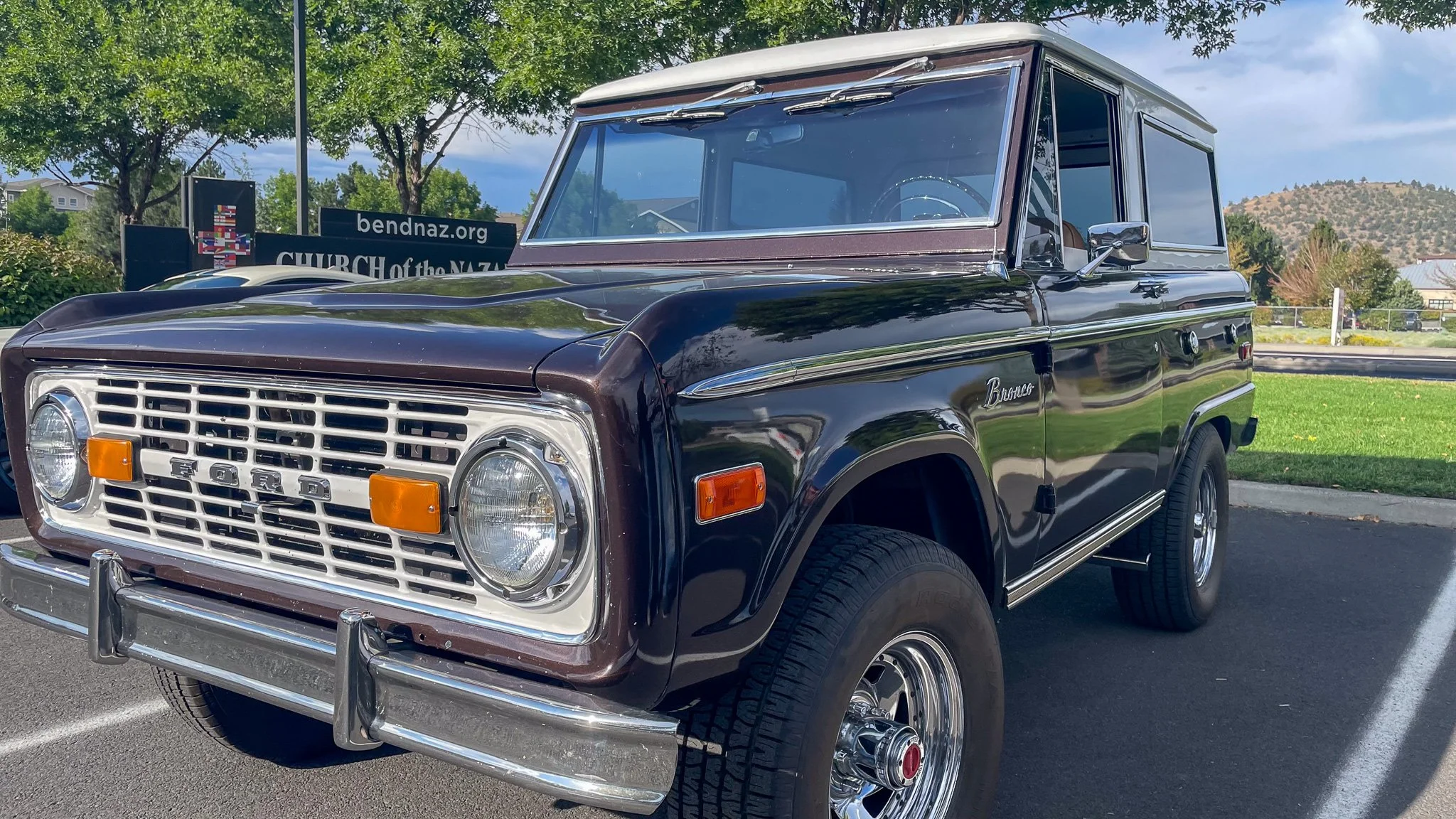Bend Cars and Coffee 1960s Ford Bronco.jpg
