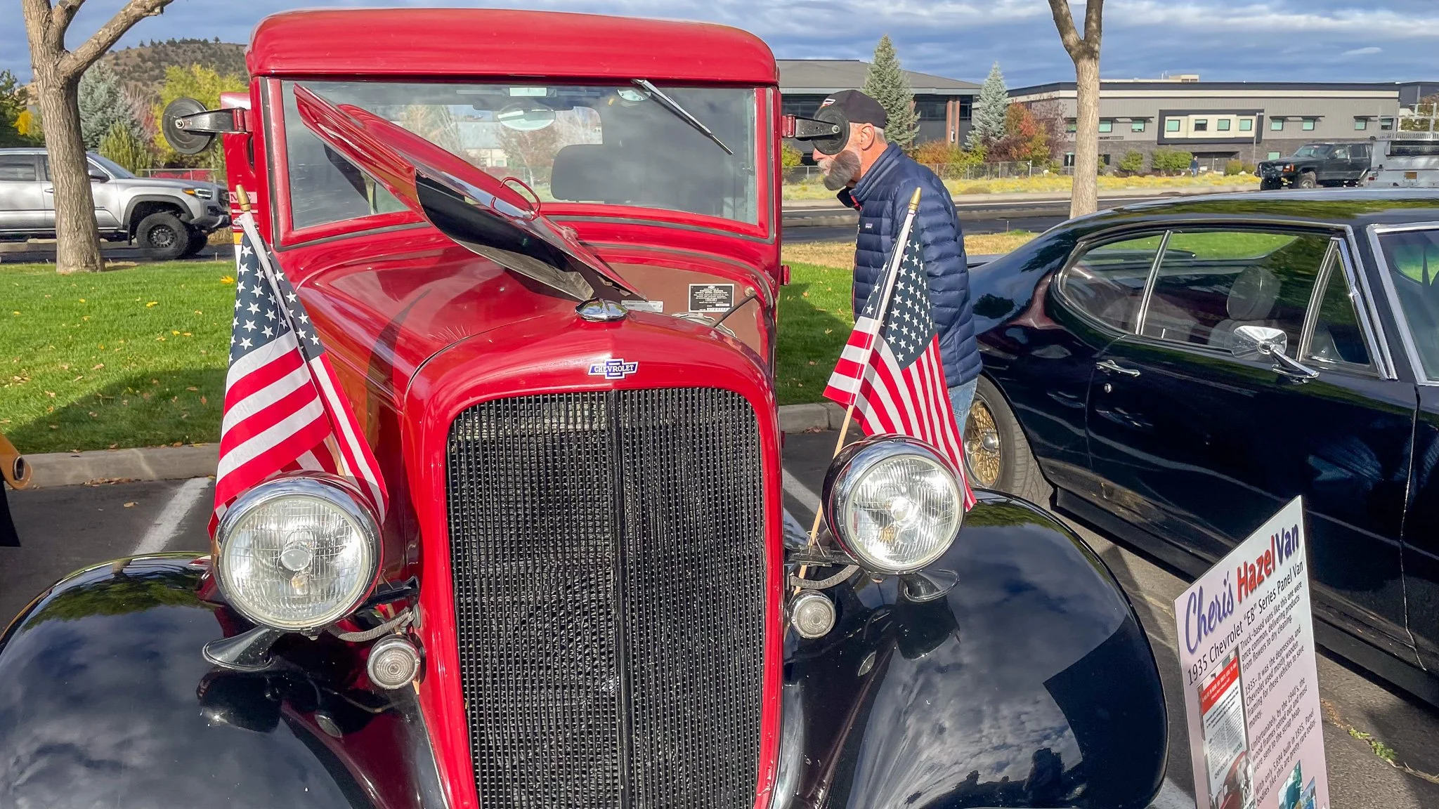 Bend Cars and Coffee 1935 Chevrolet panel van.jpg