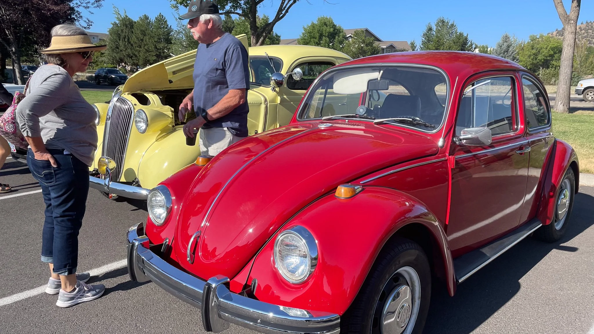 Red 1960's Volkswagen Beetle at Bend cars and Coffee.jpg