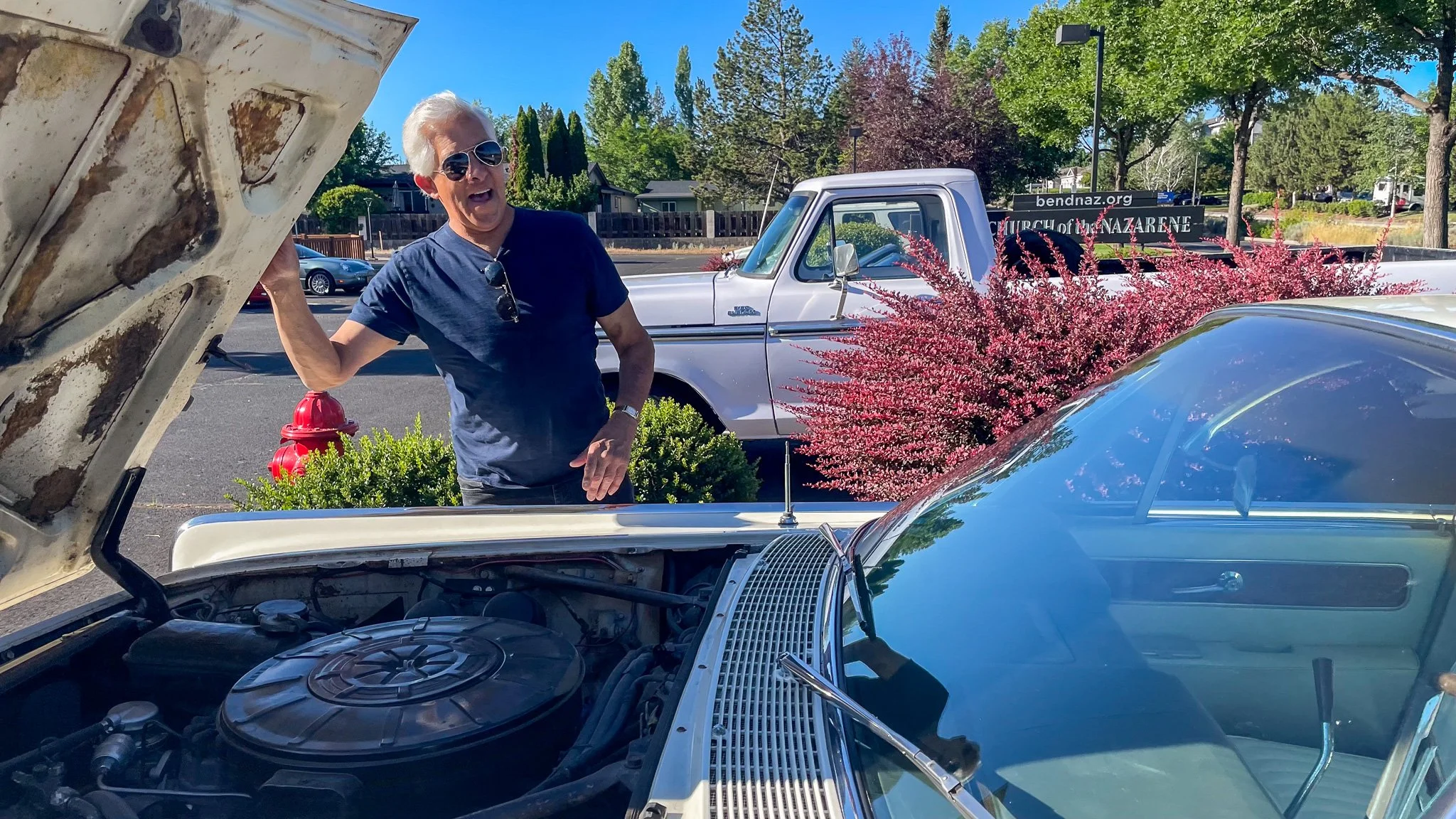Bend Cars & Coffee friendly engine inspection 63 lincoln continental.jpg