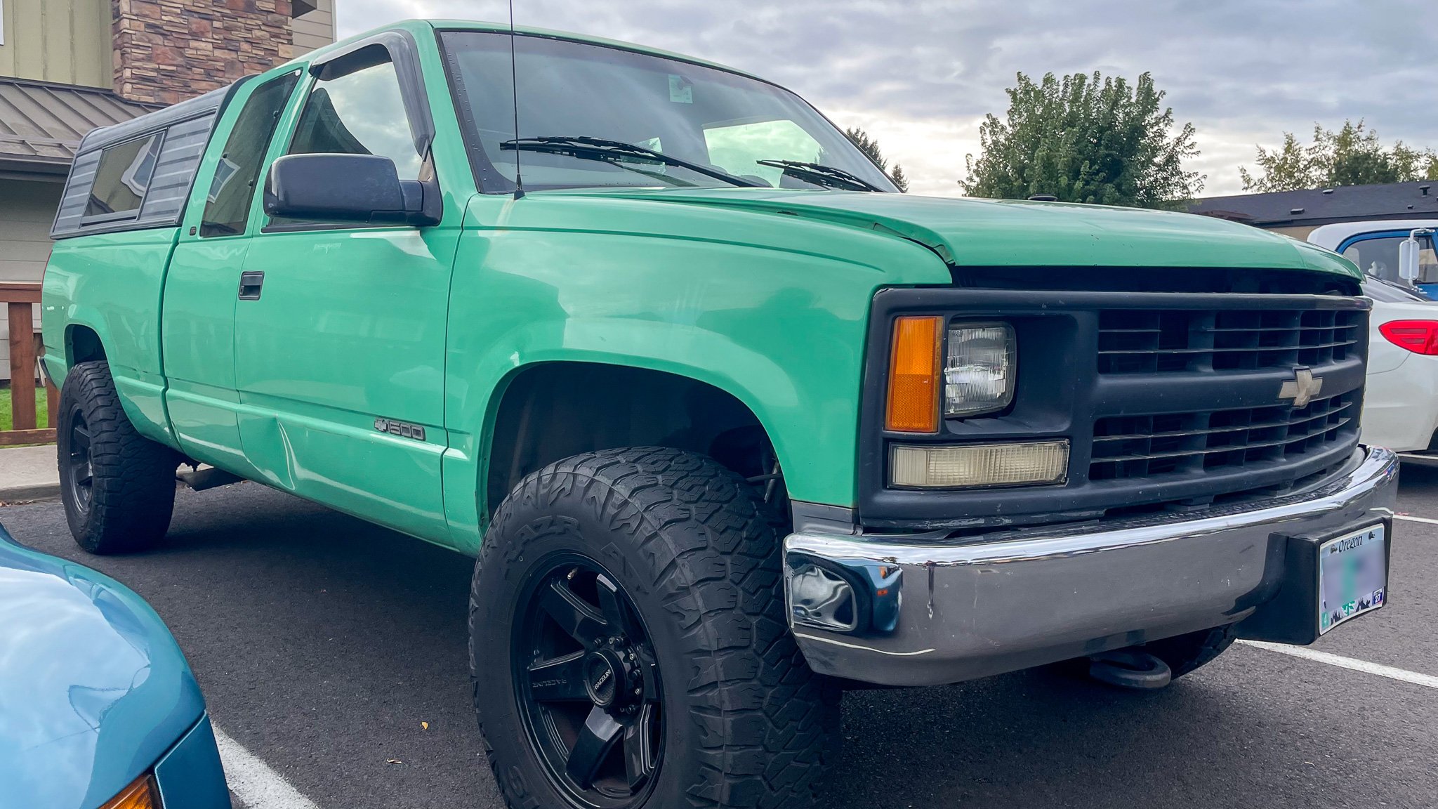 Bend Cars & Coffee custom street bike Chevy forestry truck.jpg
