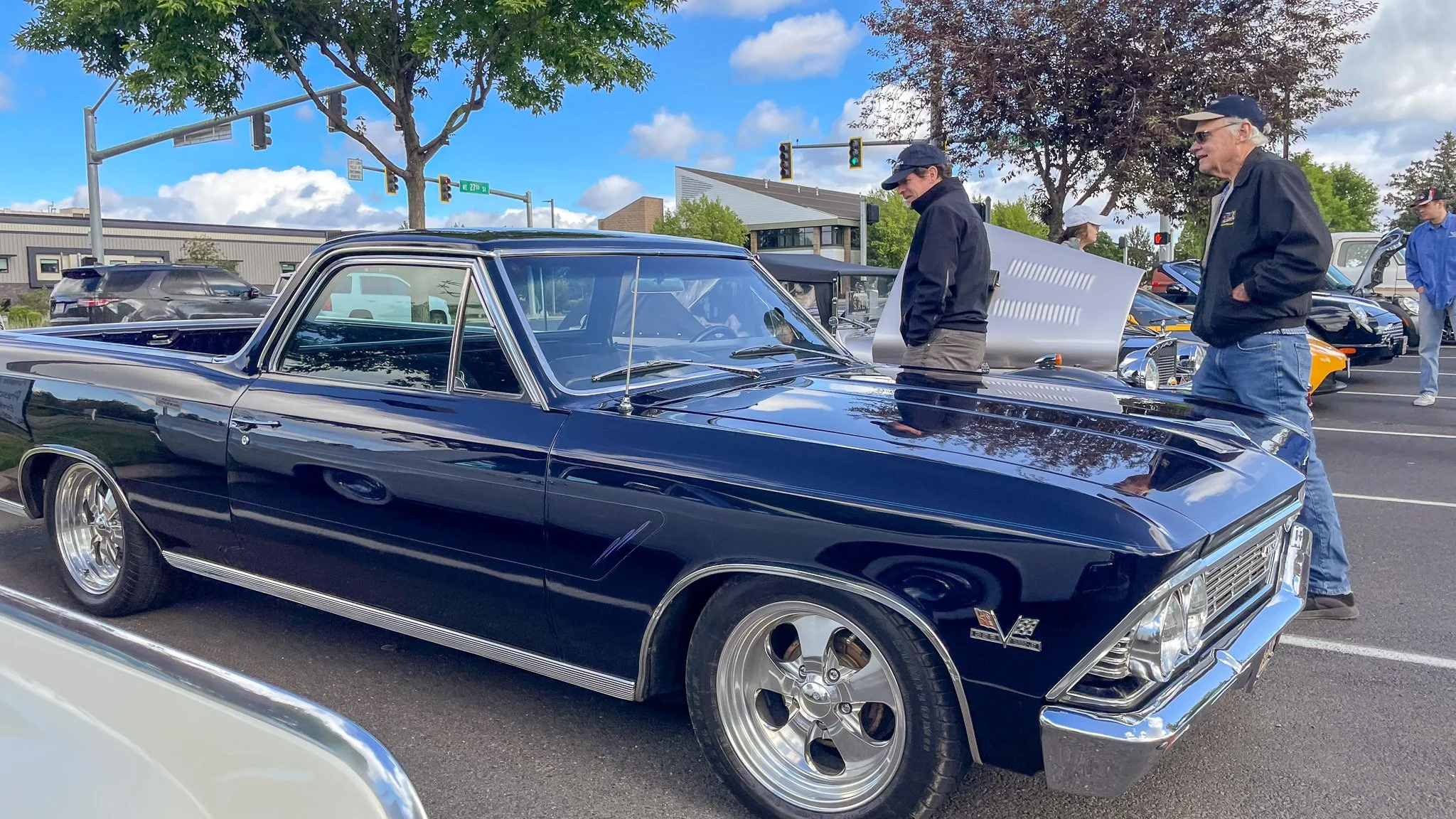Bend Cars and Coffee on 27th St June 2026 018.jpg