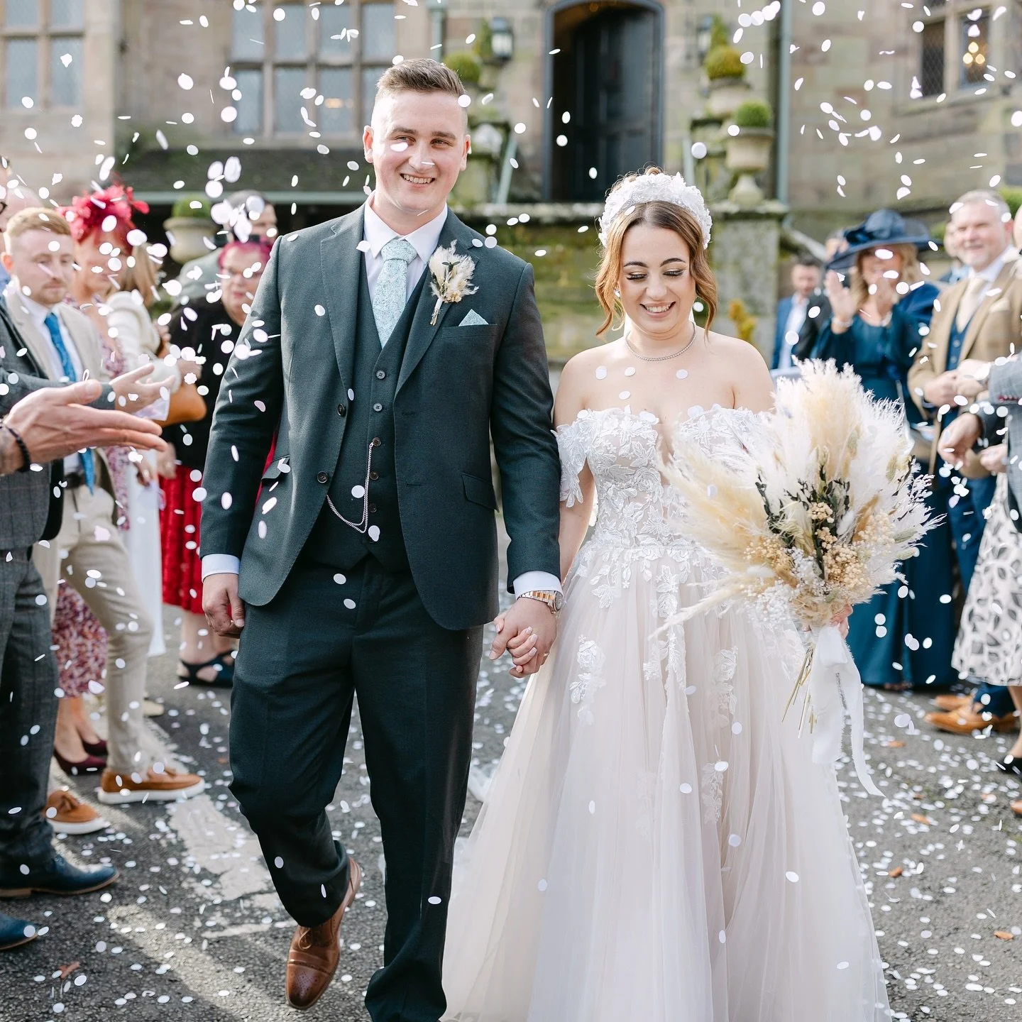 P &amp; H - Your sneak peaks are ready! 🫢😍

What a beautiful day for you both! Thank you so much for having us, we can&rsquo;t wait to get the rest to you ❤️

-

Dress- @veilandvowbridal 
Venue Decor- @dsfloralstudio 
Flowers- @pampasbox
Photobooth